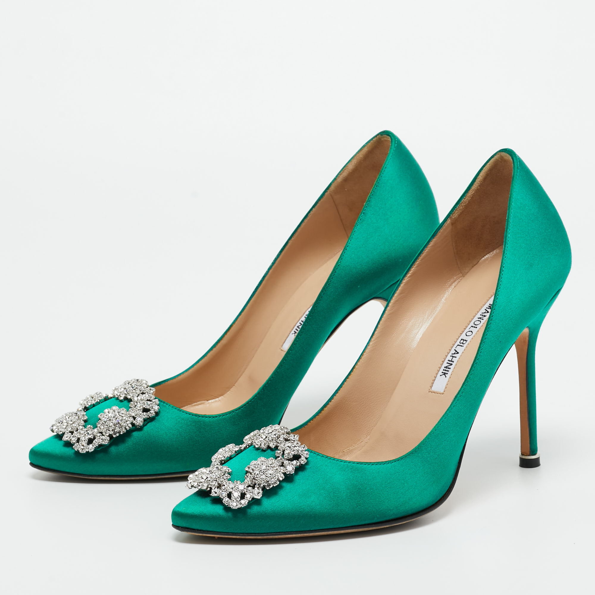 

Manolo Blahnik Green Satin Hangisi Pumps Size