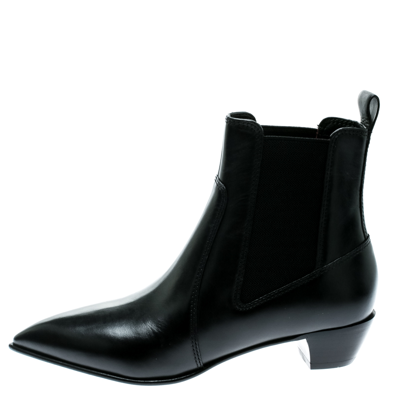 Marc Jacobs Black Leather Pointed Toe Ankle Boots Size 36 Marc by Marc ...