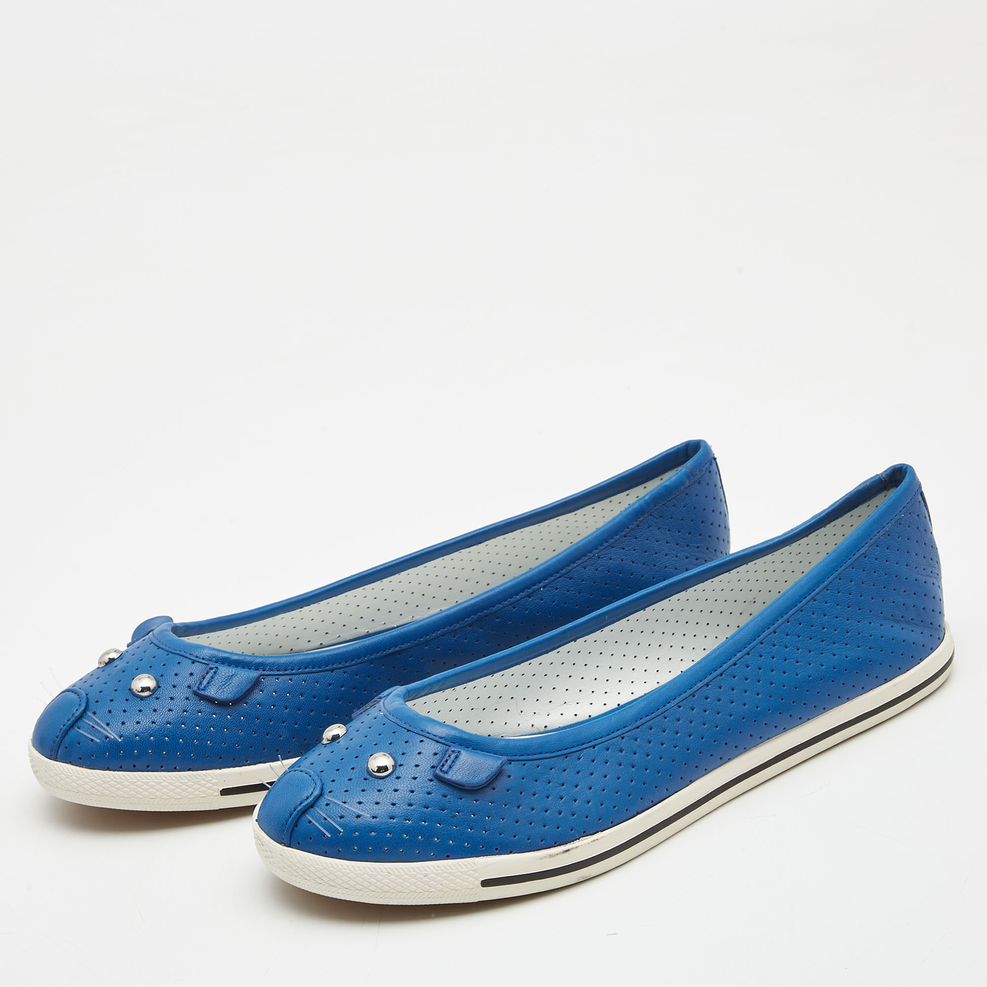 

Marc by Marc Jacobs Blue Perforated Leather Mouse Ballet Flats Size