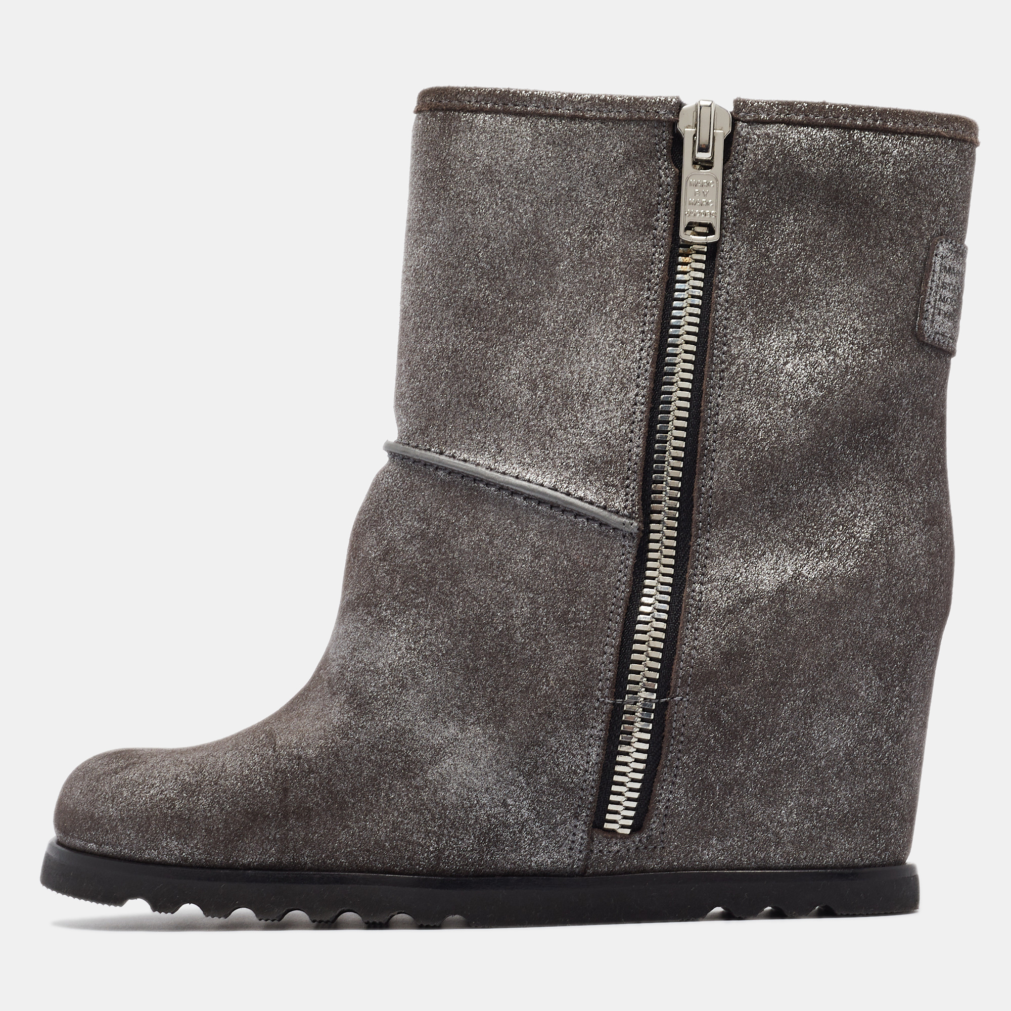 

Marc by Marc Jacobs Grey Textured Suede Wedge Ankle Boots Size