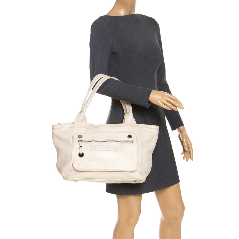 

Marc by Marc Jacobs Off White Leather Satchel