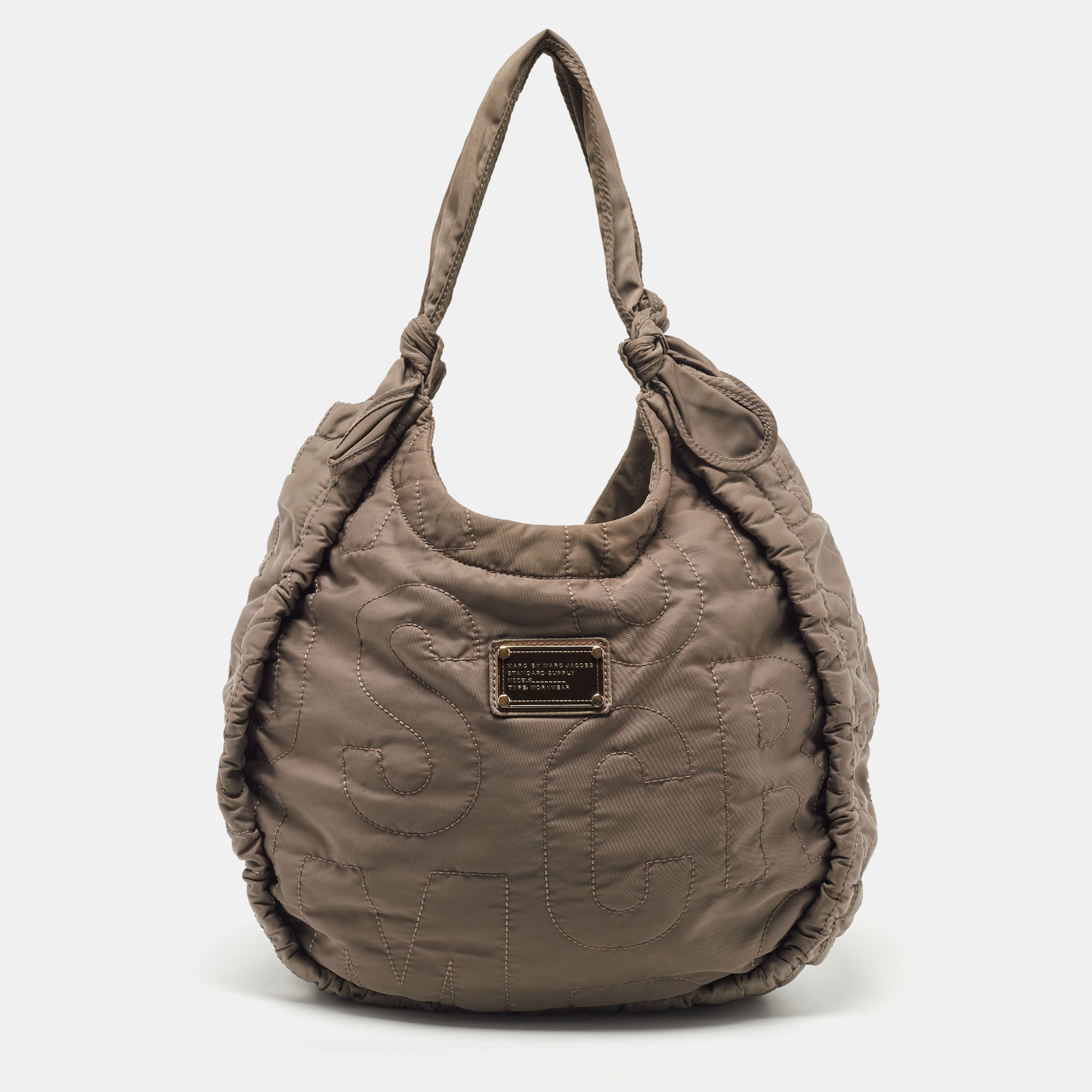 Pre-owned Marc By Marc Jacobs Beige Nylon Classic Q Hillier Hobo