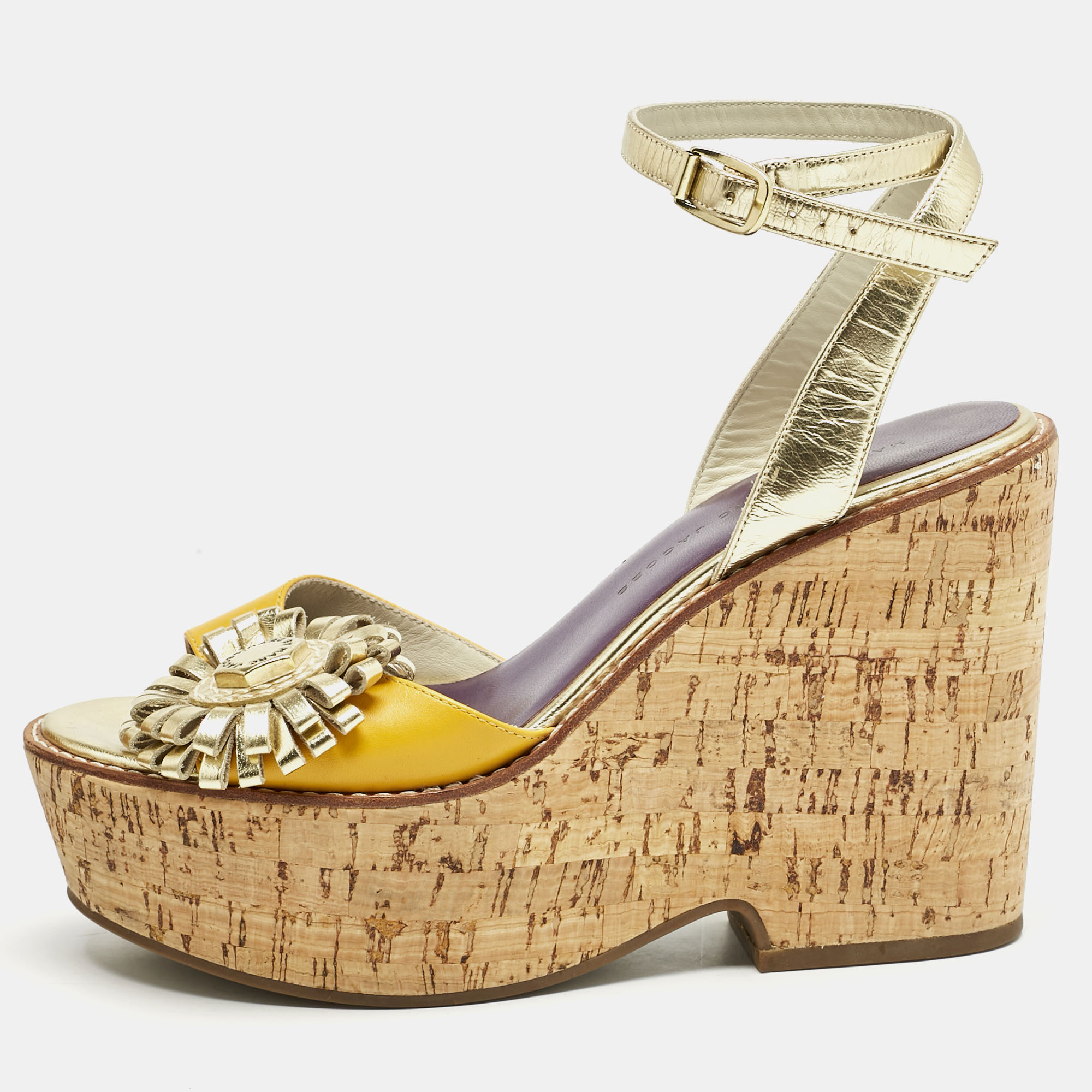 

Marc by Marc Jacobs Yellow Leather Wedge Sandals Size