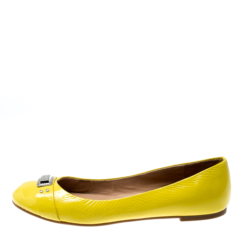 

Marc by Marc Jacobs Yellow Patent Leather Logo Ballet Flats Size
