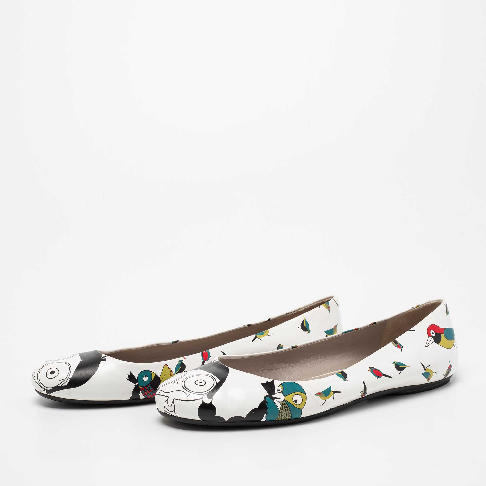 

Marc by Marc Jacobs White/Multicolor Bird Printed Leather Ballet Flats Size