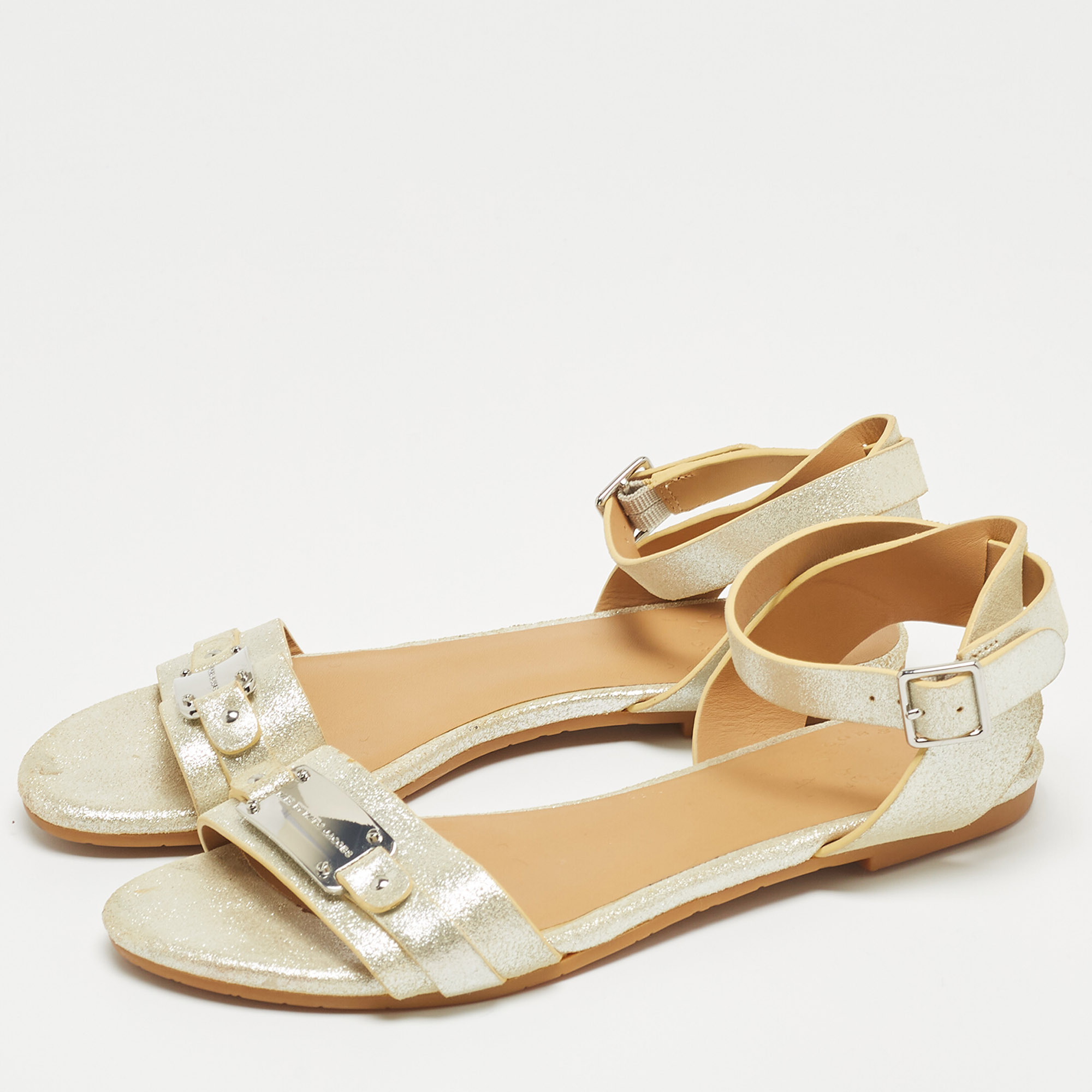 

Marc by Marc Jacobs Silver Texture Leather Ankle Strap Flat Sandals Size