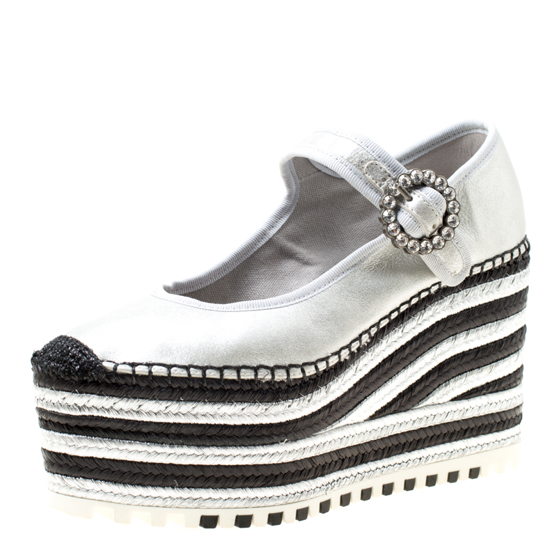 Pre Owned Marc Jacobs Metallic Silver Leather Suzi Crystal Embellished Brooch Mary Jane Espadrille Platforms Size 39