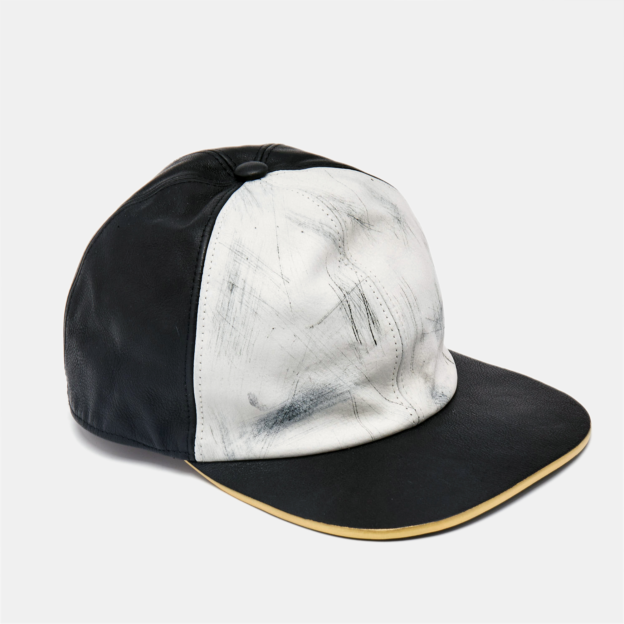 

Marc Jacobs Black/White Leather Baseball Cap