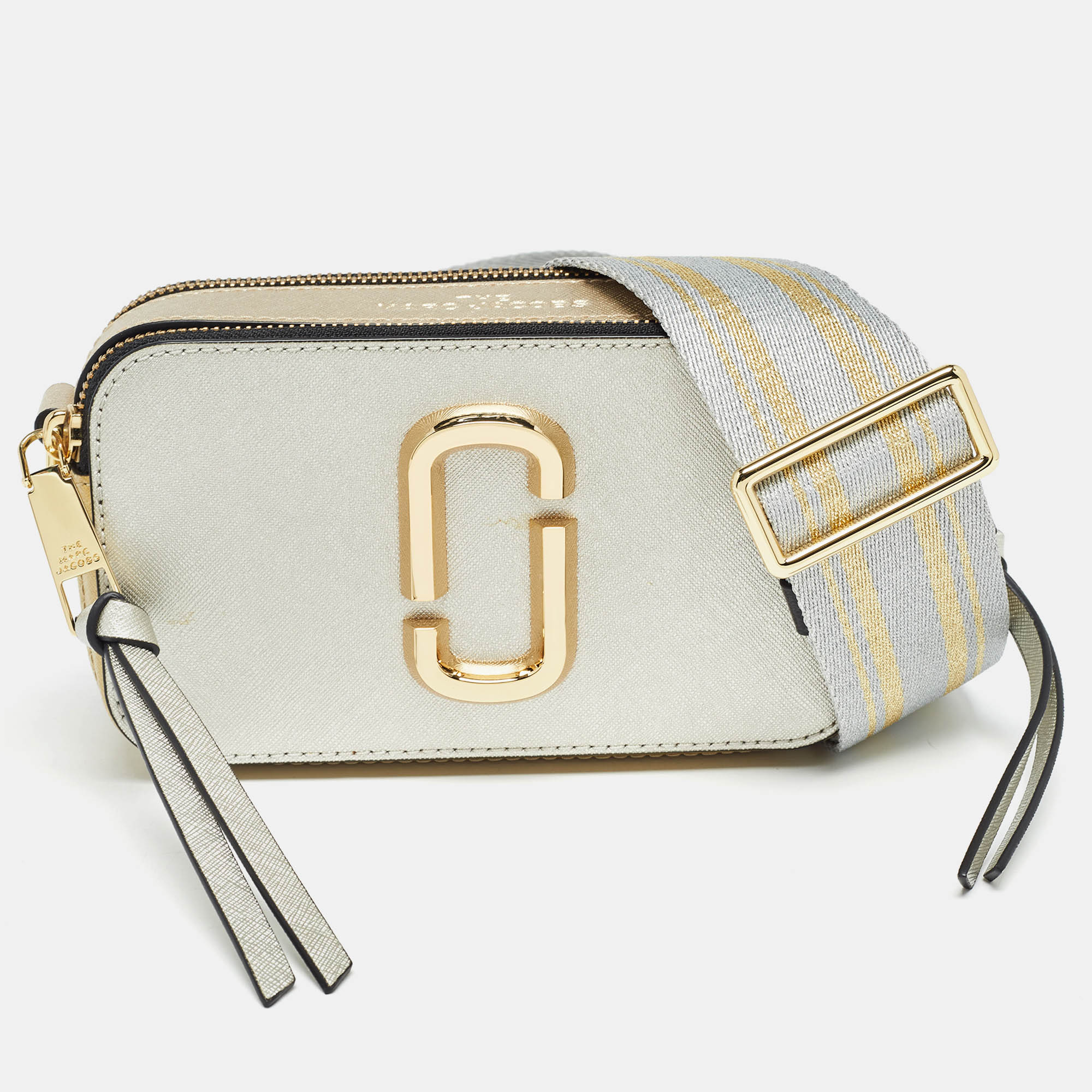 

Marc Jacobs Gold/Silver Leather Snapshot Camera Crossbody Bag