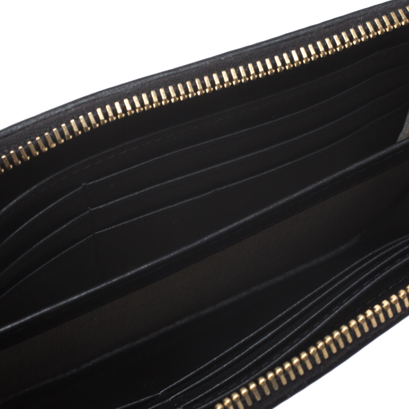 

Marc Jacobs Black Leather Double Push Lock Classic Wallet