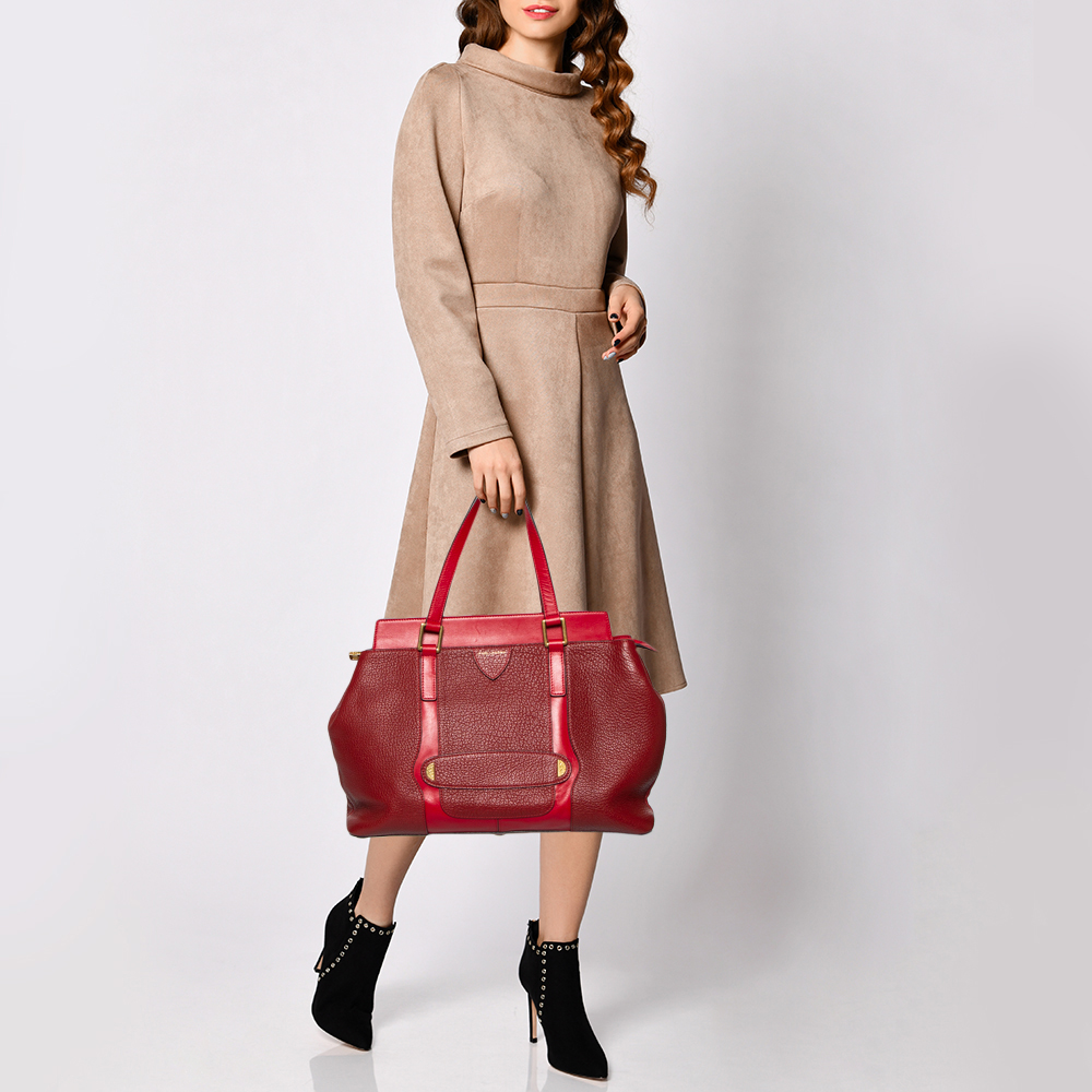 

Marc Jacobs Red Leather Zip Satchel