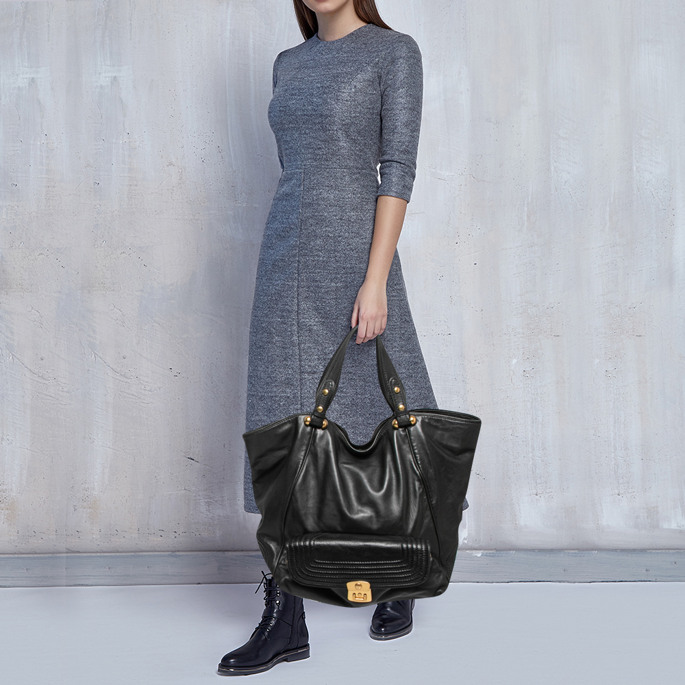 

Marc by Marc Jacobs Black Leather Front Pocket Shoulder Bag