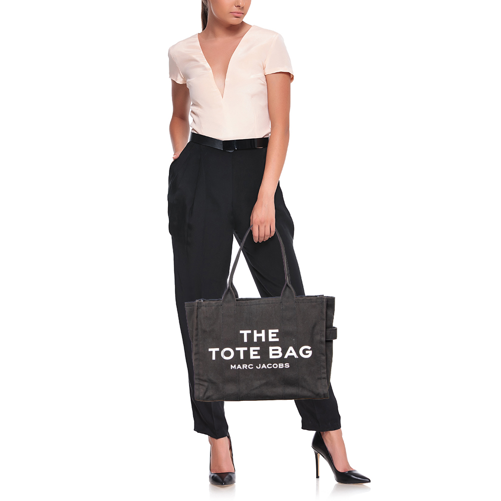 

Marc Jacobs Black Canvas "The Tote" Shopper Tote