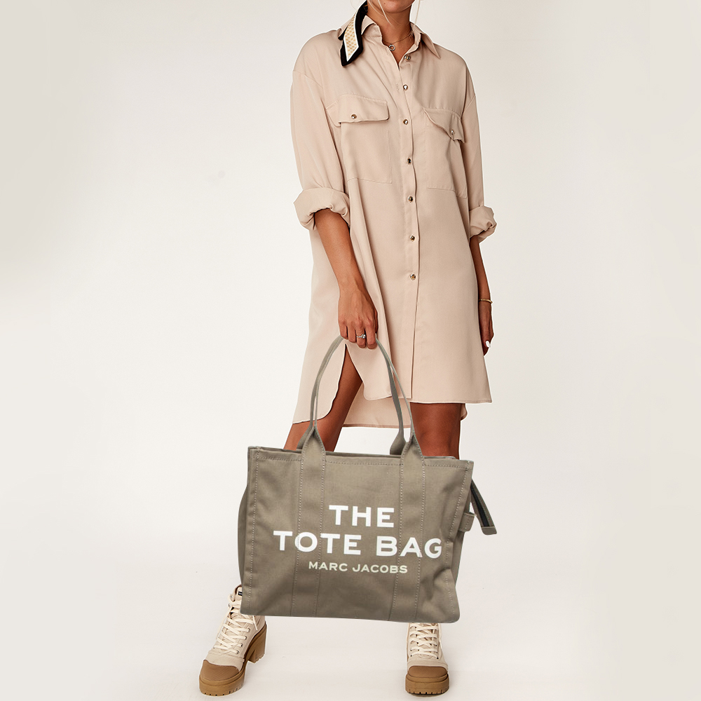 

Marc Jacobs Khaki Green Canvas The Tote Bag