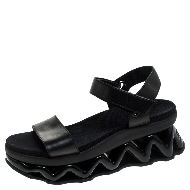 Marc by Marc Jacobs Black Leather Zigzag Platform Ankle Strap Sandals Size 38