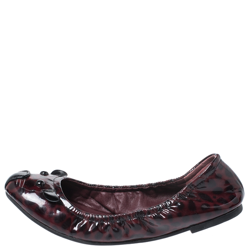

Marc Jacobs Burgundy/Black Patent Leather Scrunch Mouse Ballerinas Size