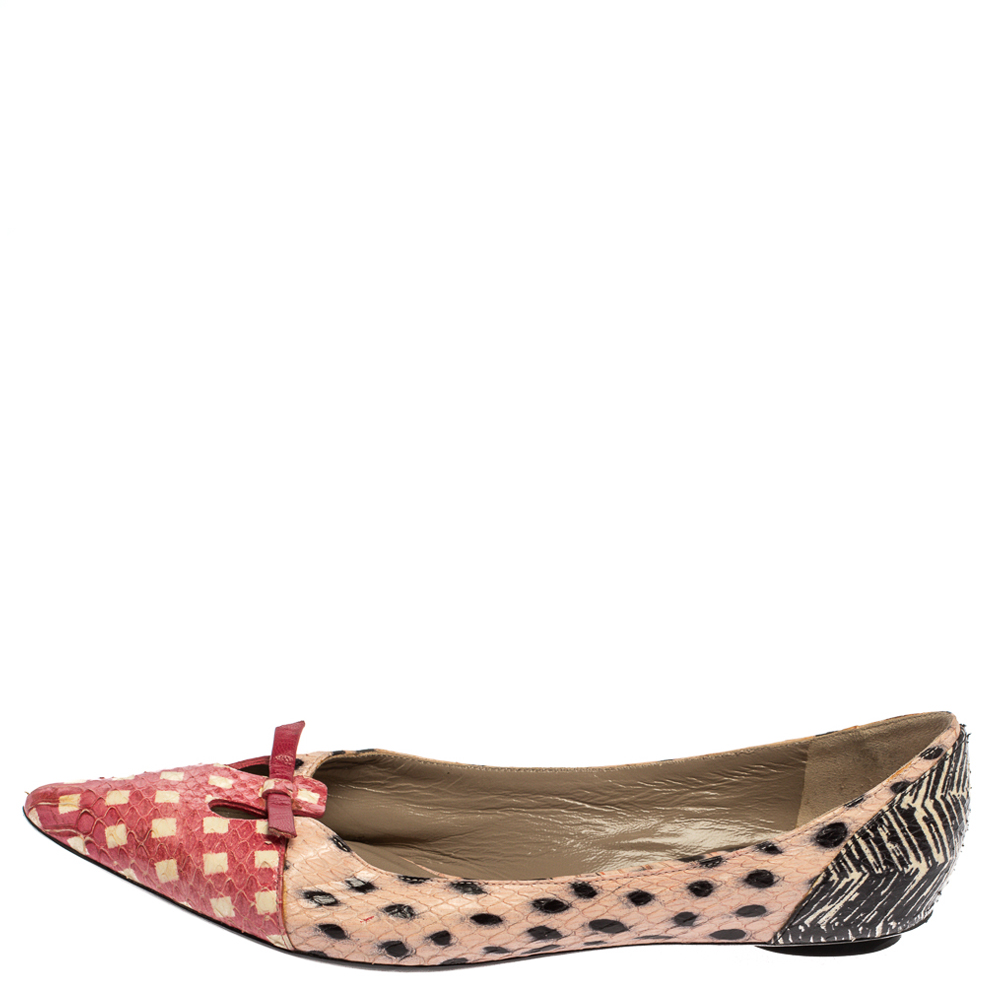 

Marc Jacobs Multicolor Snakeskin Cut out Mouse Pointed-Toe Flats Size