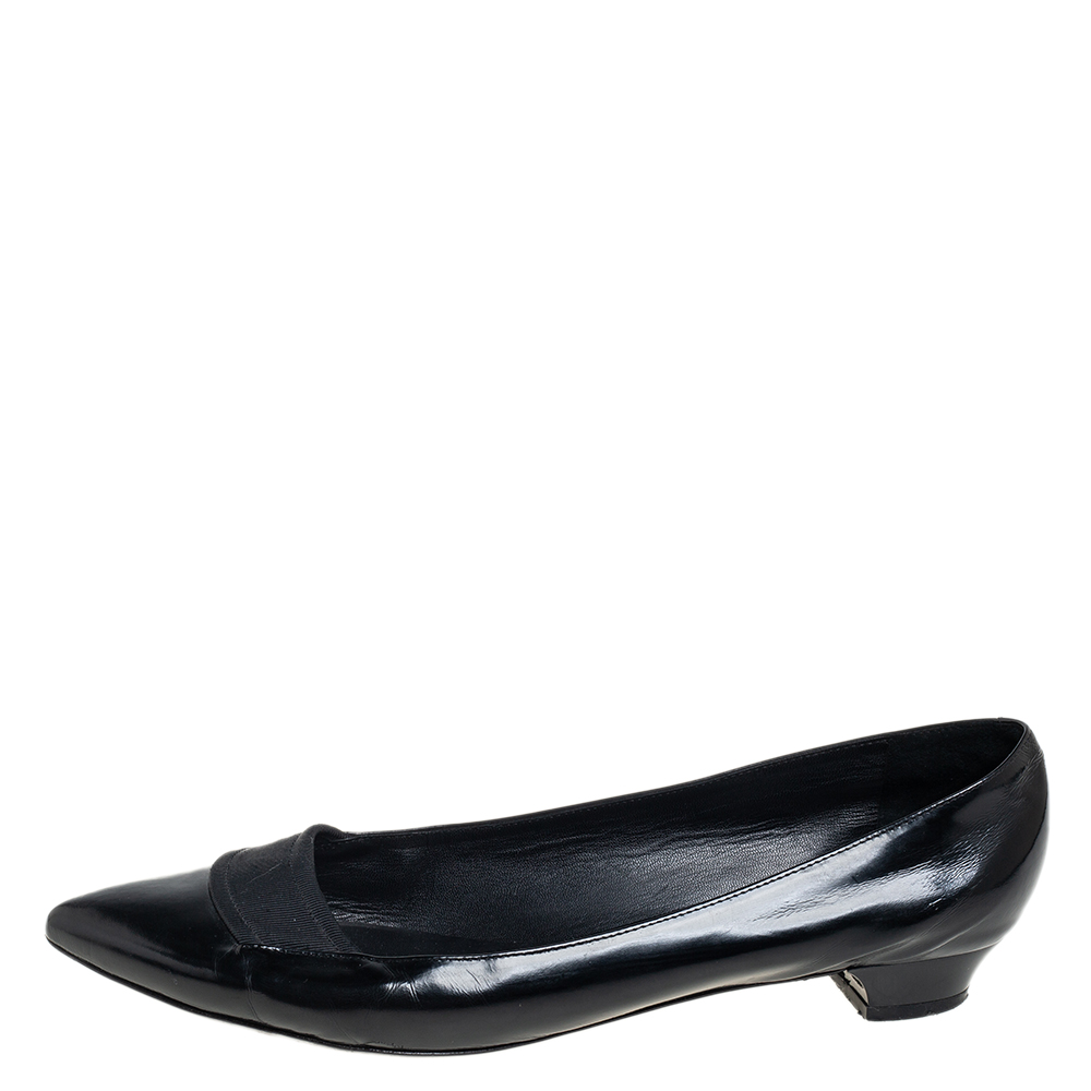 

Marc Jacobs Black Leather Block Loafers Size