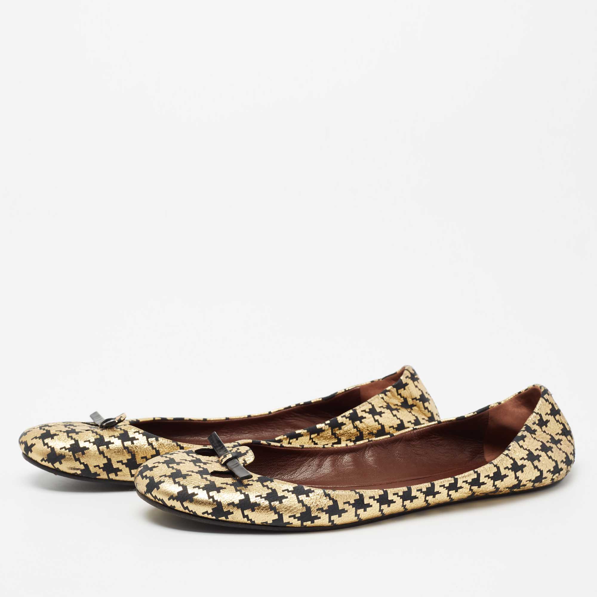 

Marc Jacobs Gold/Black Houndstooth Print Suede Bow Ballet Flats Size