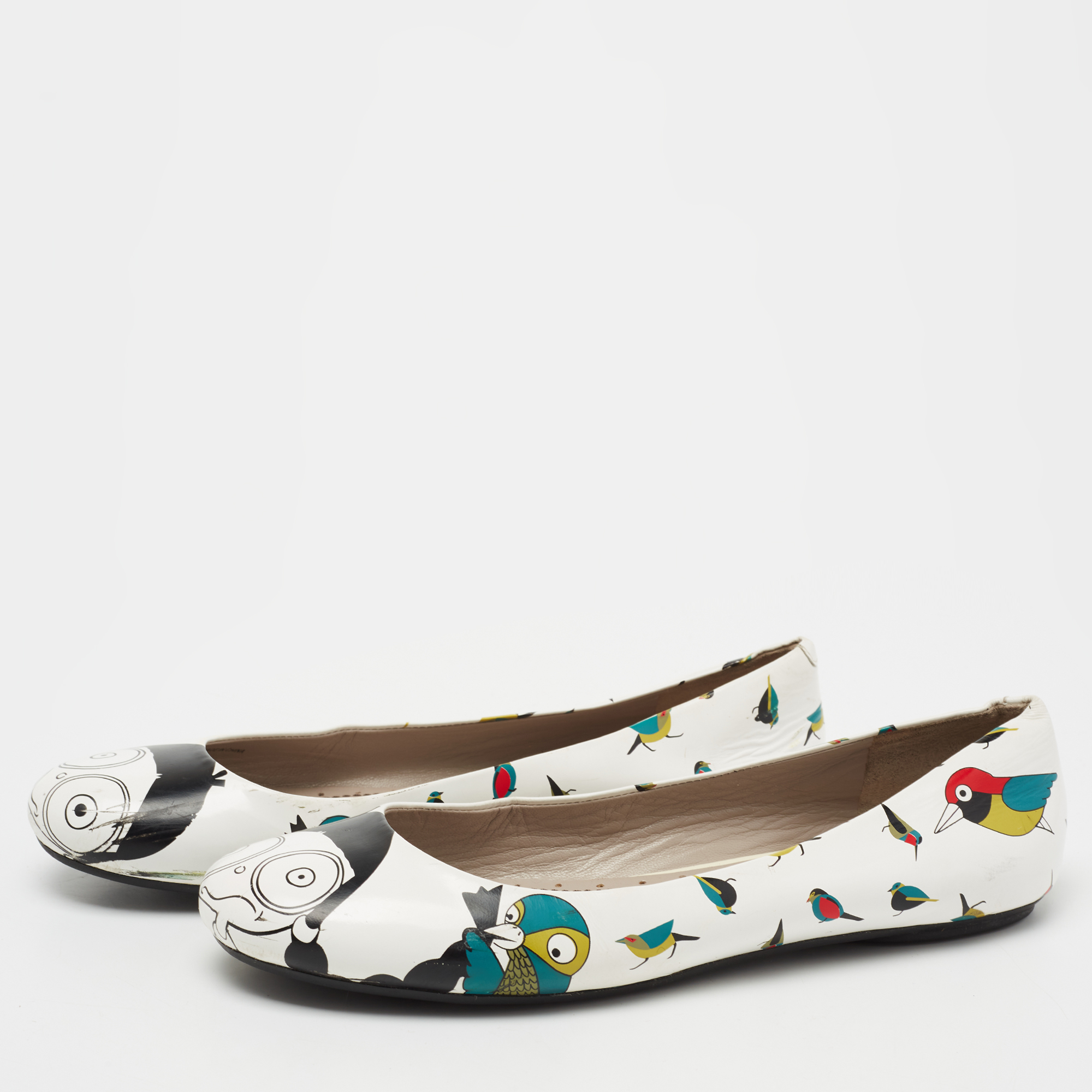 

Marc by Marc Jacobs White Leather Bird Printed Round Toe Ballet Flats Size