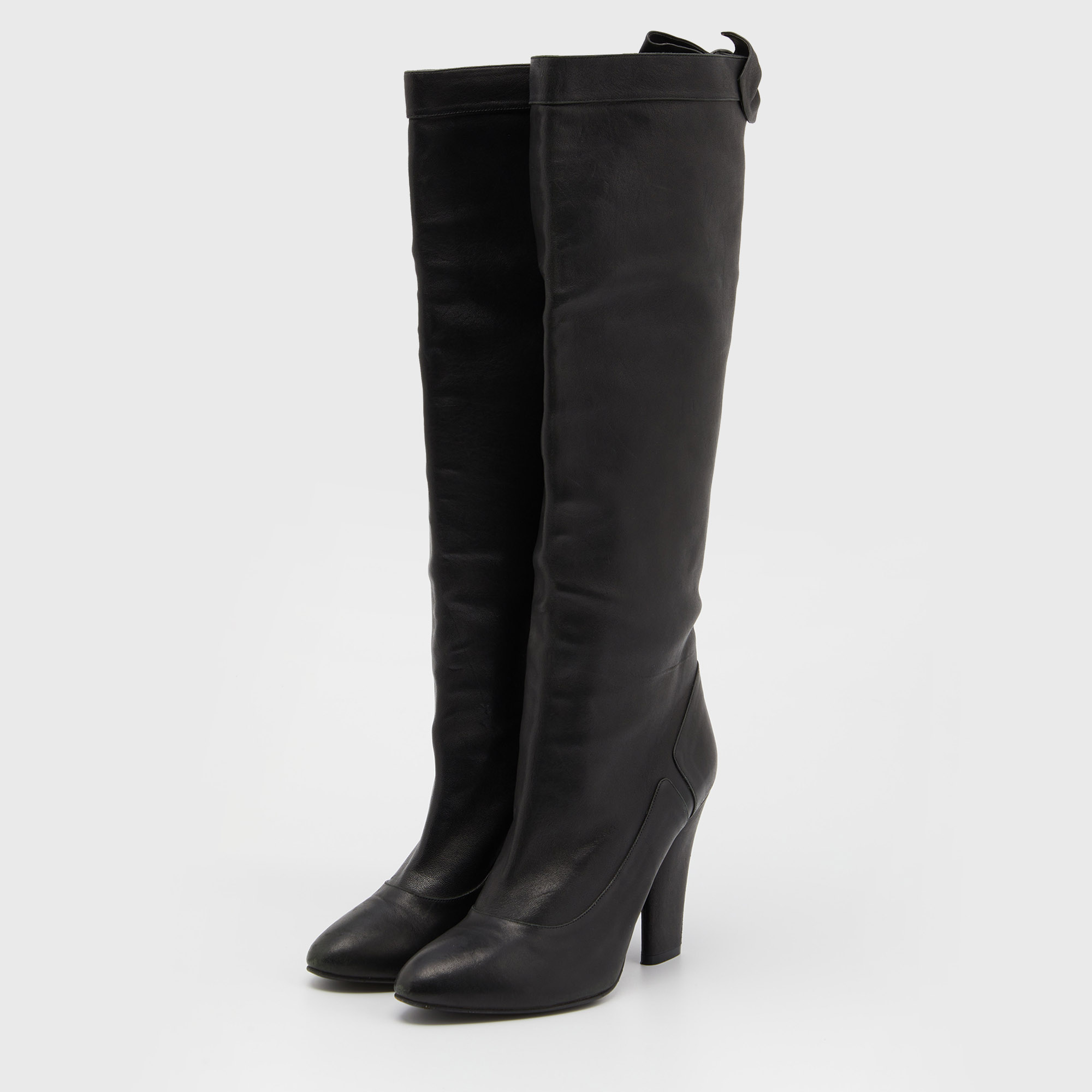 

Marc Jacobs Black Leather Knee Length Boots Size