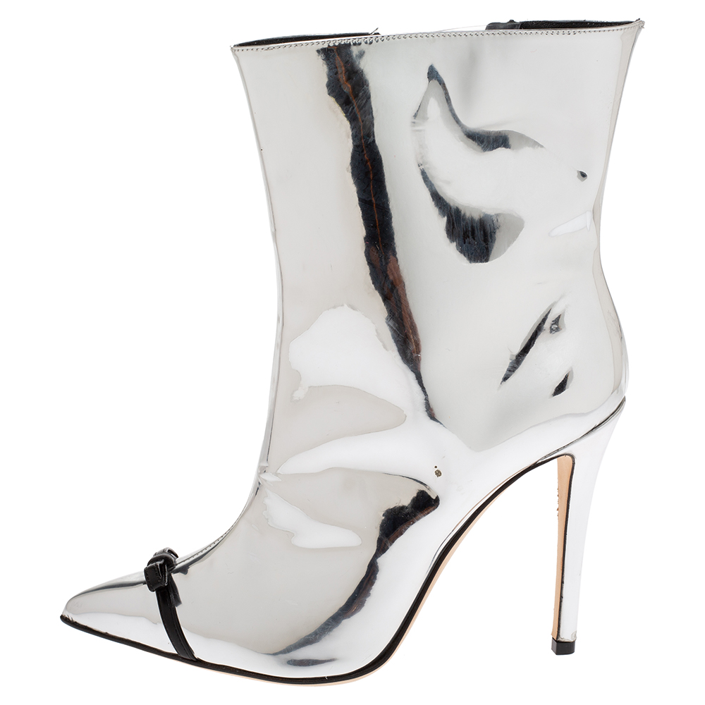 

Marco de Vincenzo Silver Patent Leather And PVC Bow Pointed Toe Ankle Boots Size