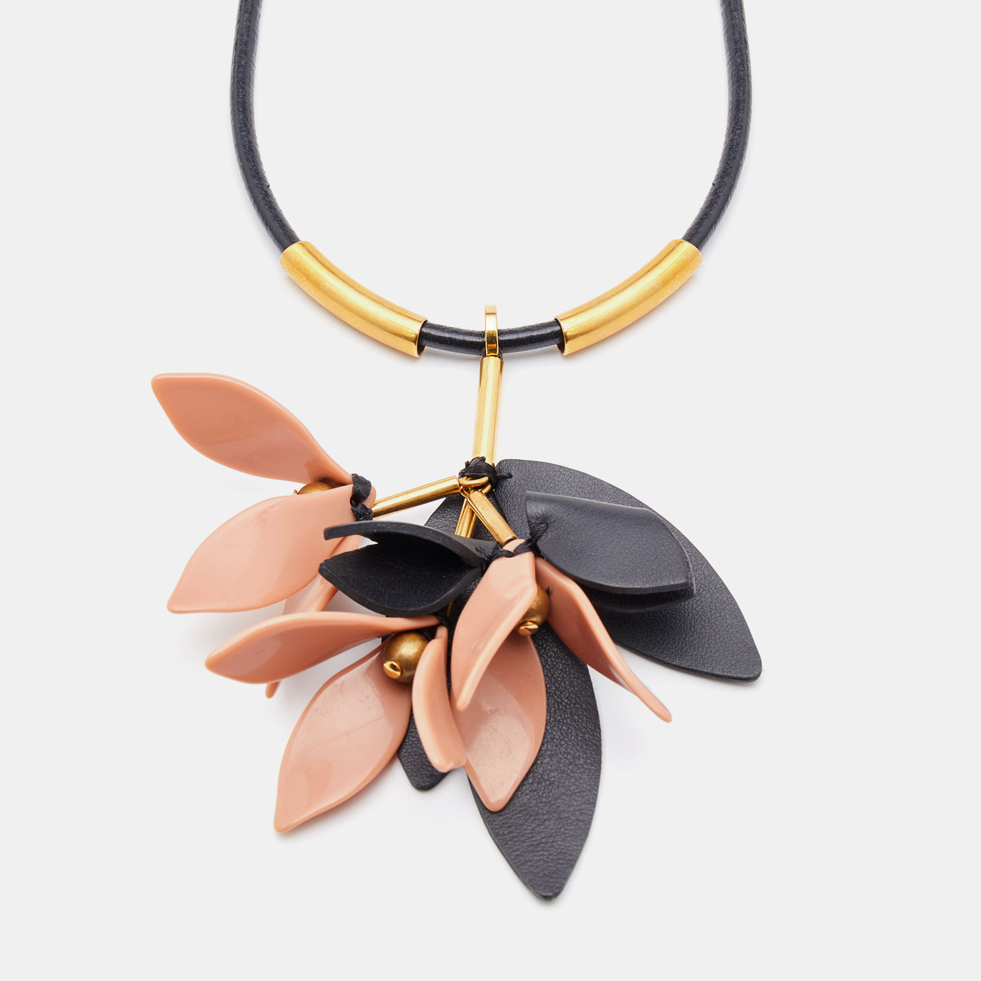 

Marni Gold Tone & Leather Resin Floral Pendant Adjustable Necklace