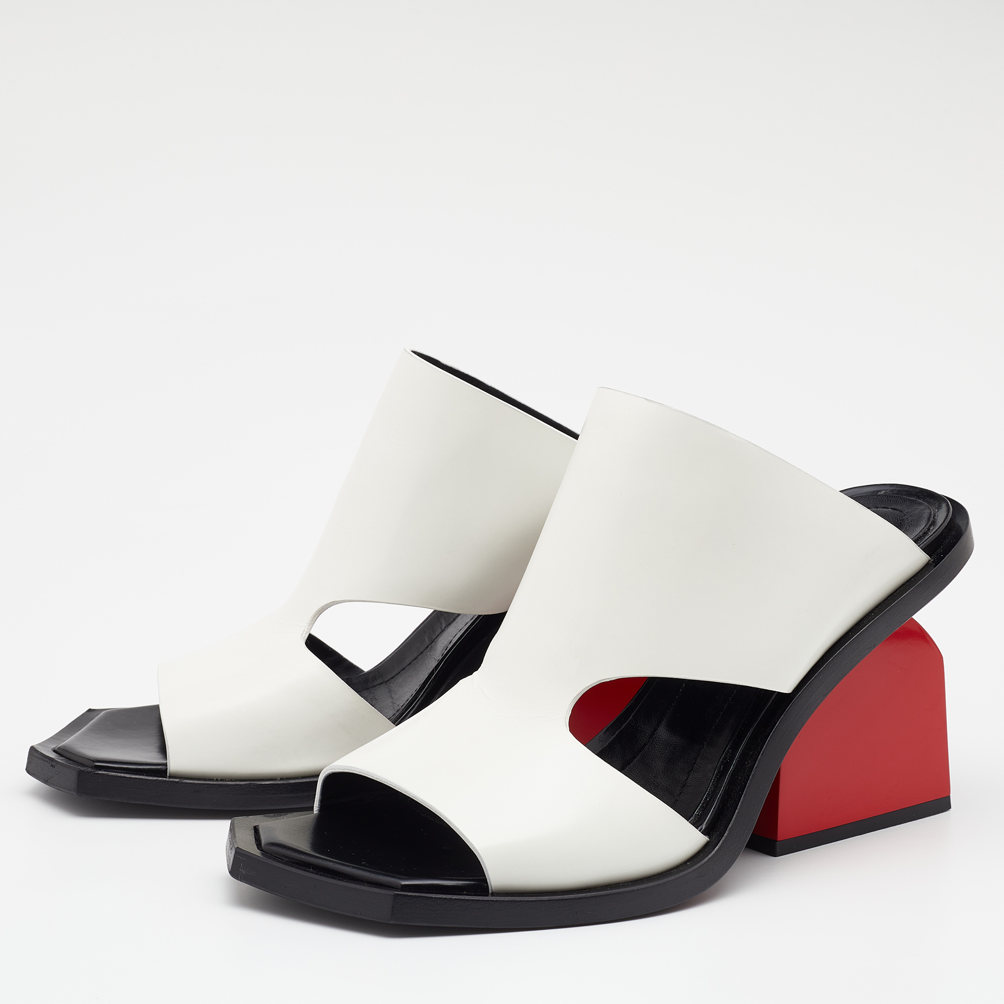 

Marni White Leather Open Toe Slide Sandals Size