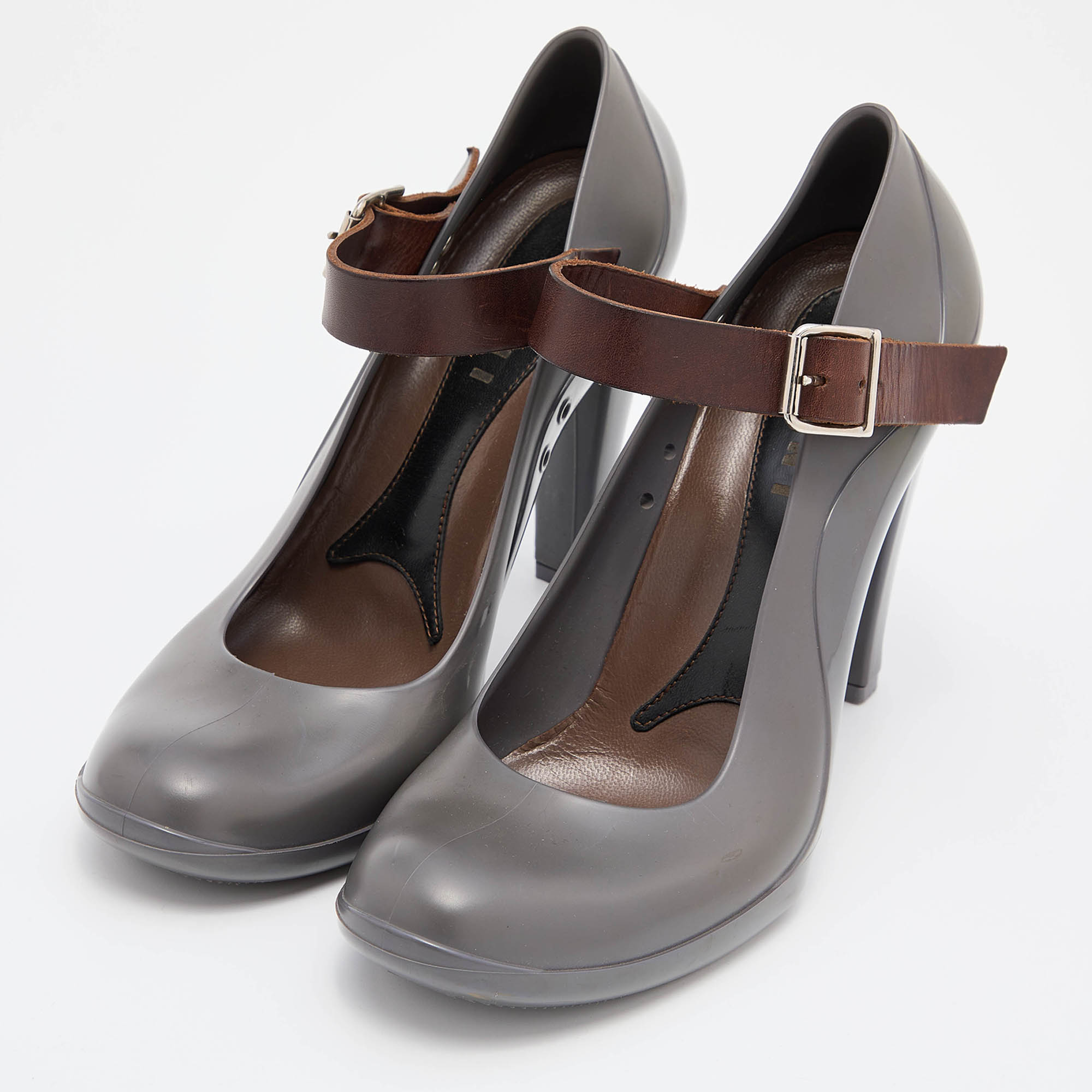 

Marni Grey/Brown Rubber and Leather Mary Jane Pumps Size