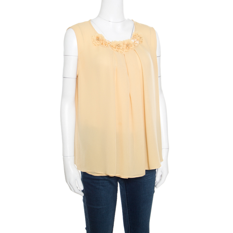 

Max Mara Beige Floral Applique and Sequin Embellished Sleeveless Top