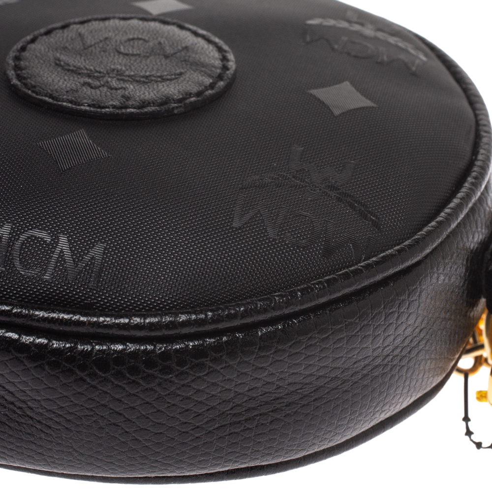 Vintage MCM black suzy wong, grained leather round shoulder bag with g –  eNdApPi ***where you can find your favorite designer  vintages..authentic, affordable, and lovable.