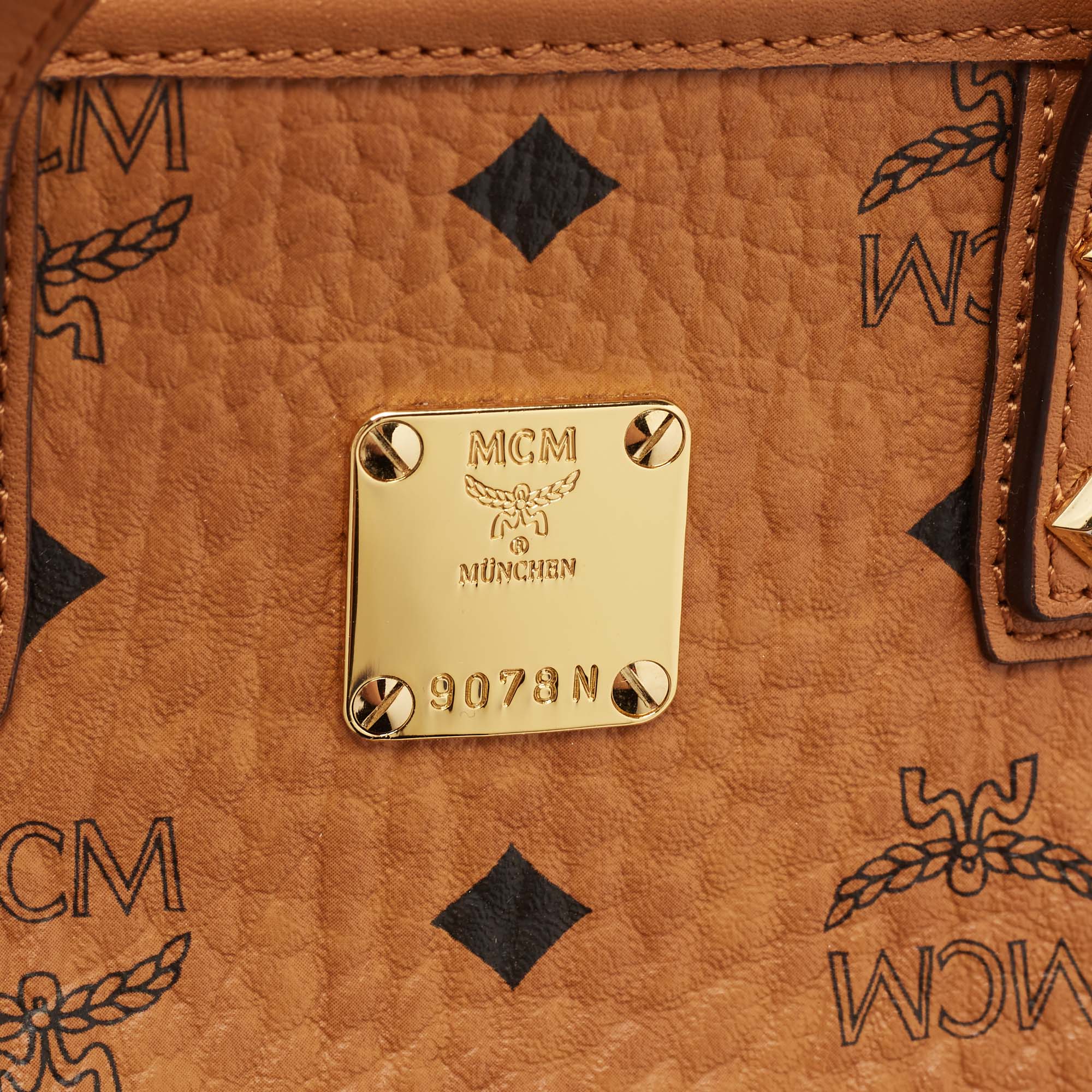 Anya leather tote MCM Beige in Leather - 32778974