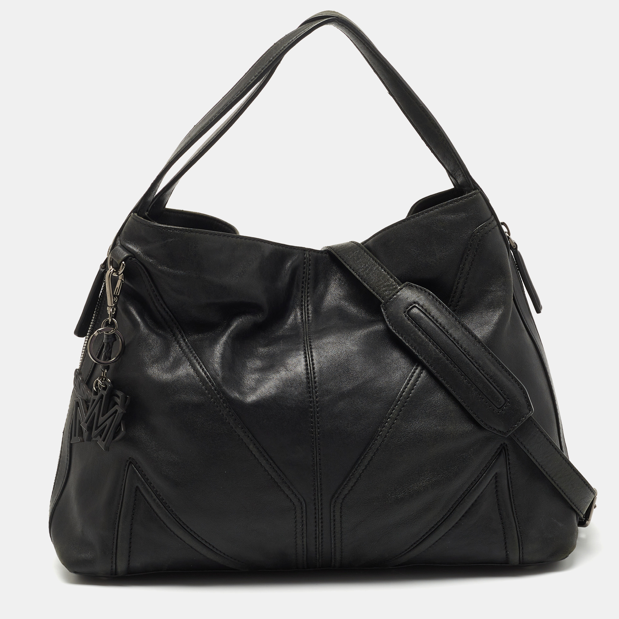Pre-owned Mcm Black Leather Logo Charm Shoulder Bag