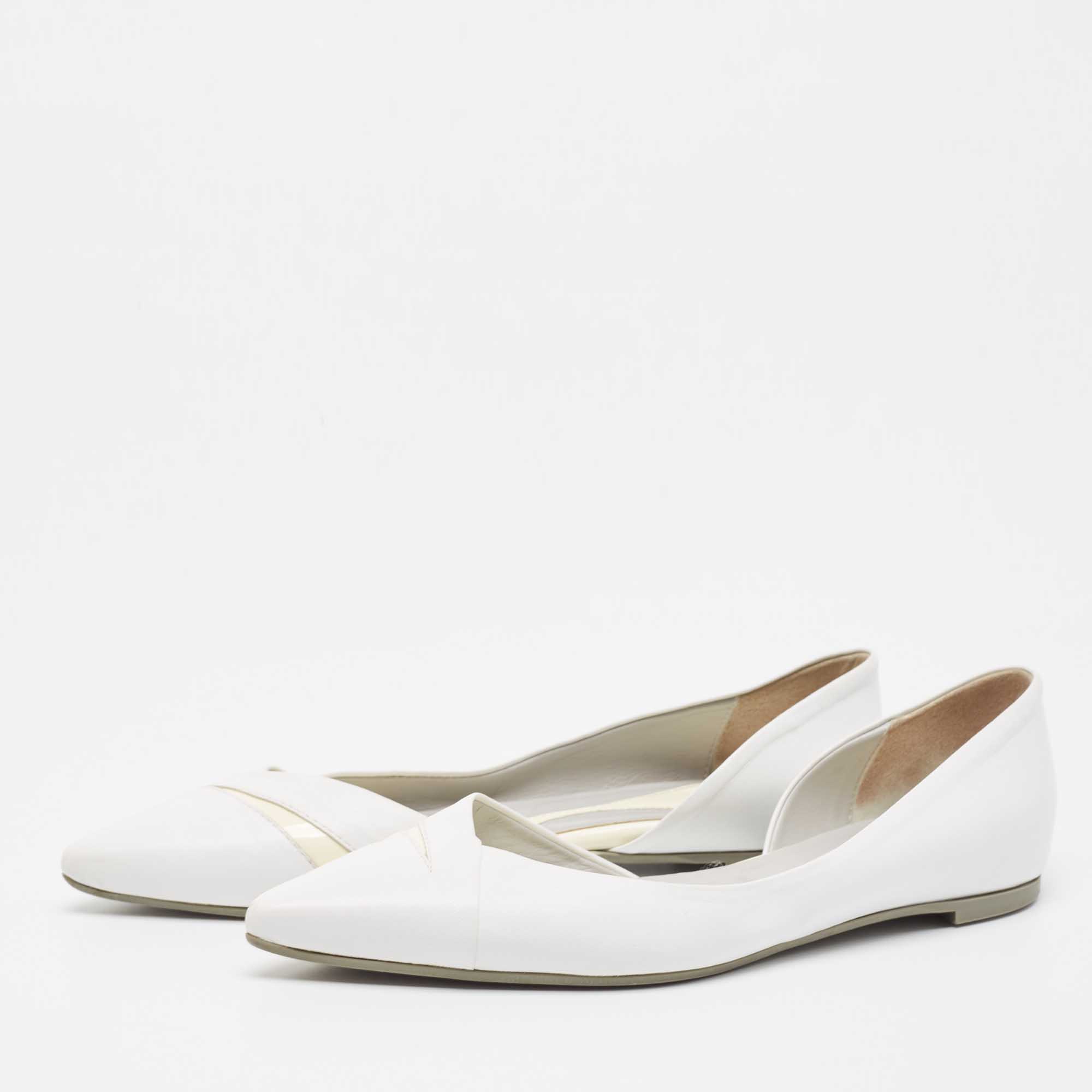 

McQ by Alexander McQueen White Leather D'orsay Pointed Toe Ballet Flats Size