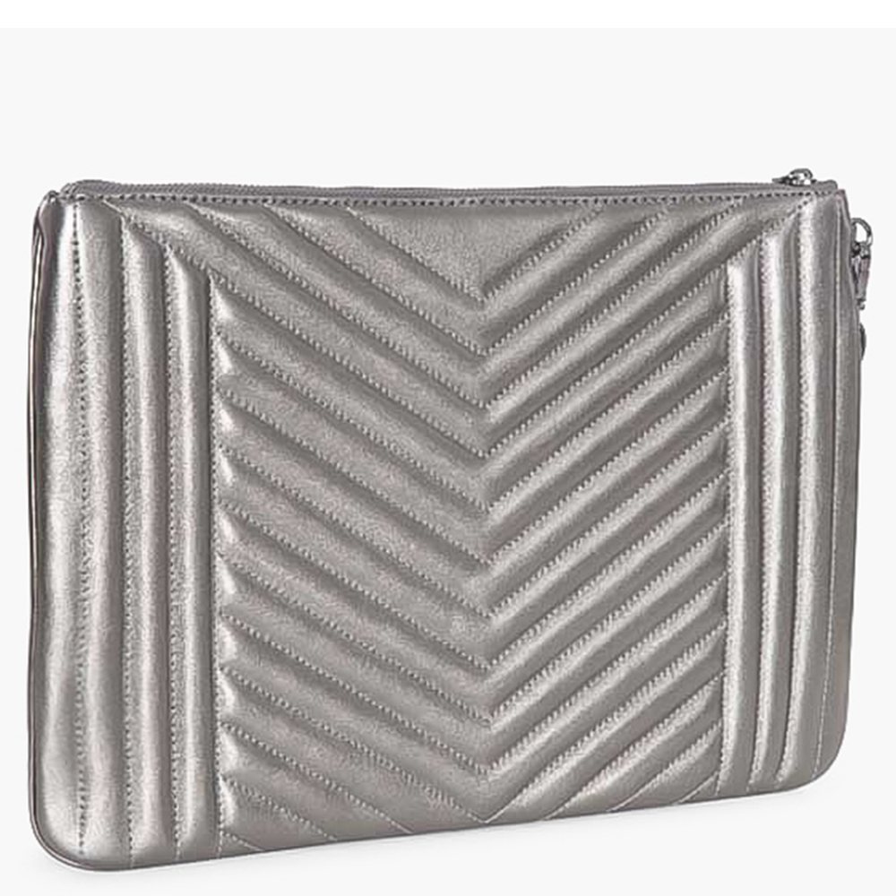 

Michael Kors Grey Quilted Leather Jet Set Extra-Large Pouch