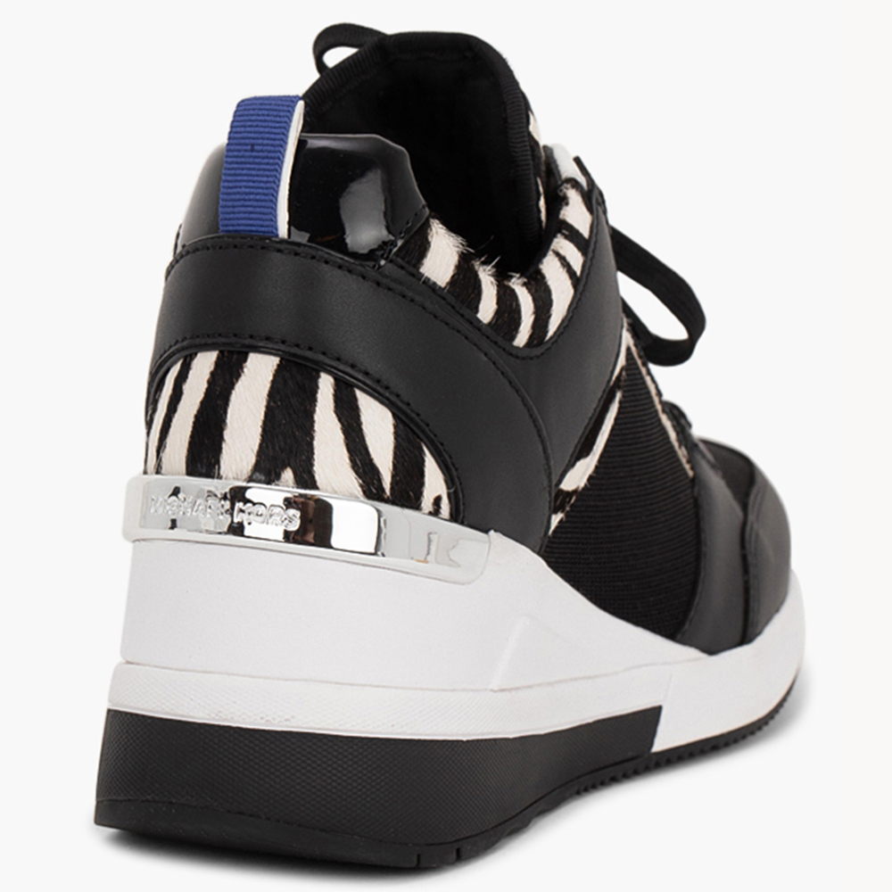 

Michael Kors Black Leather and Mesh Georgie Trainer Sneakers Size EU 40 (Available for UAE Customers only)