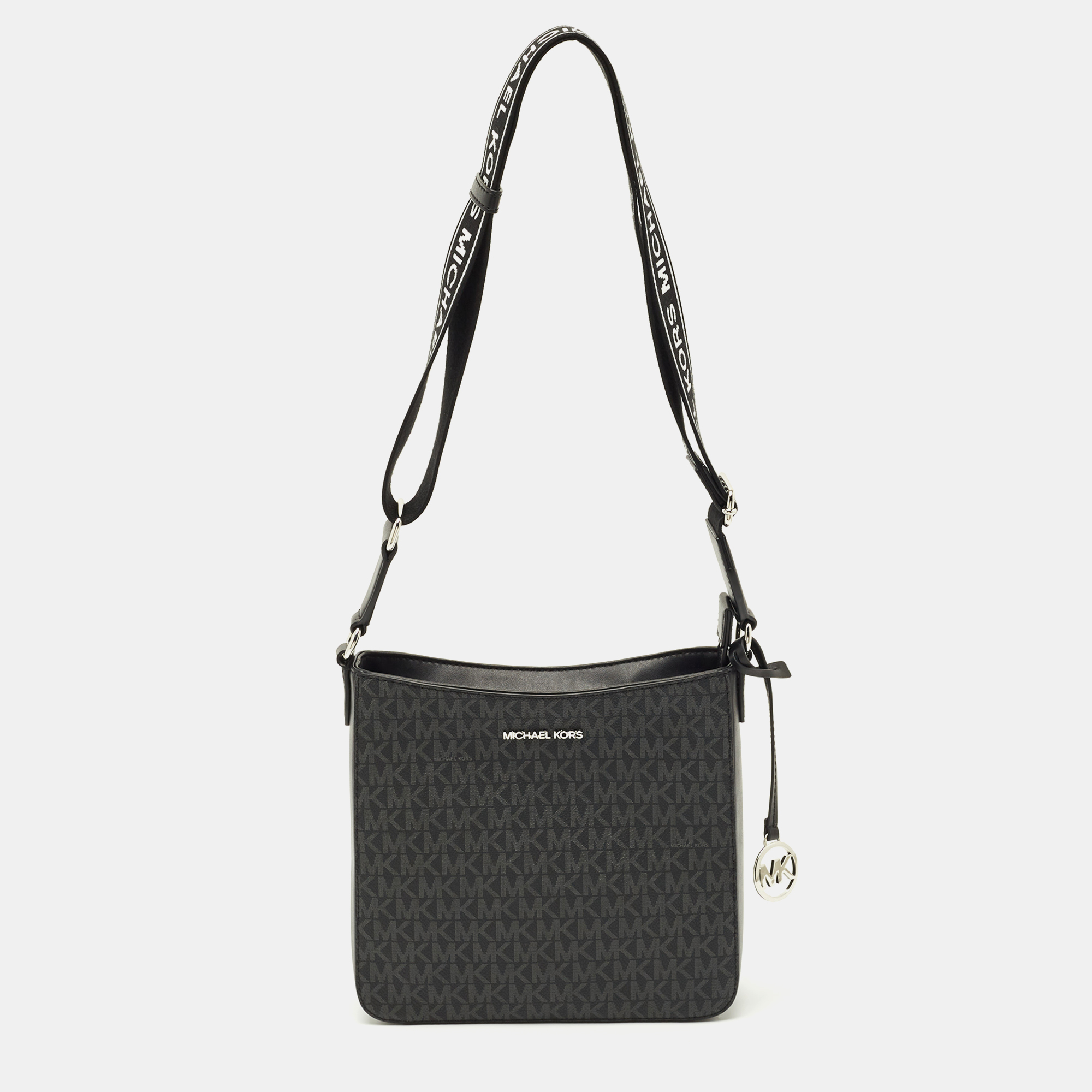 Pre-owned Michael Kors Black Signature Coated Canvas Jet Set Crossbody Bag