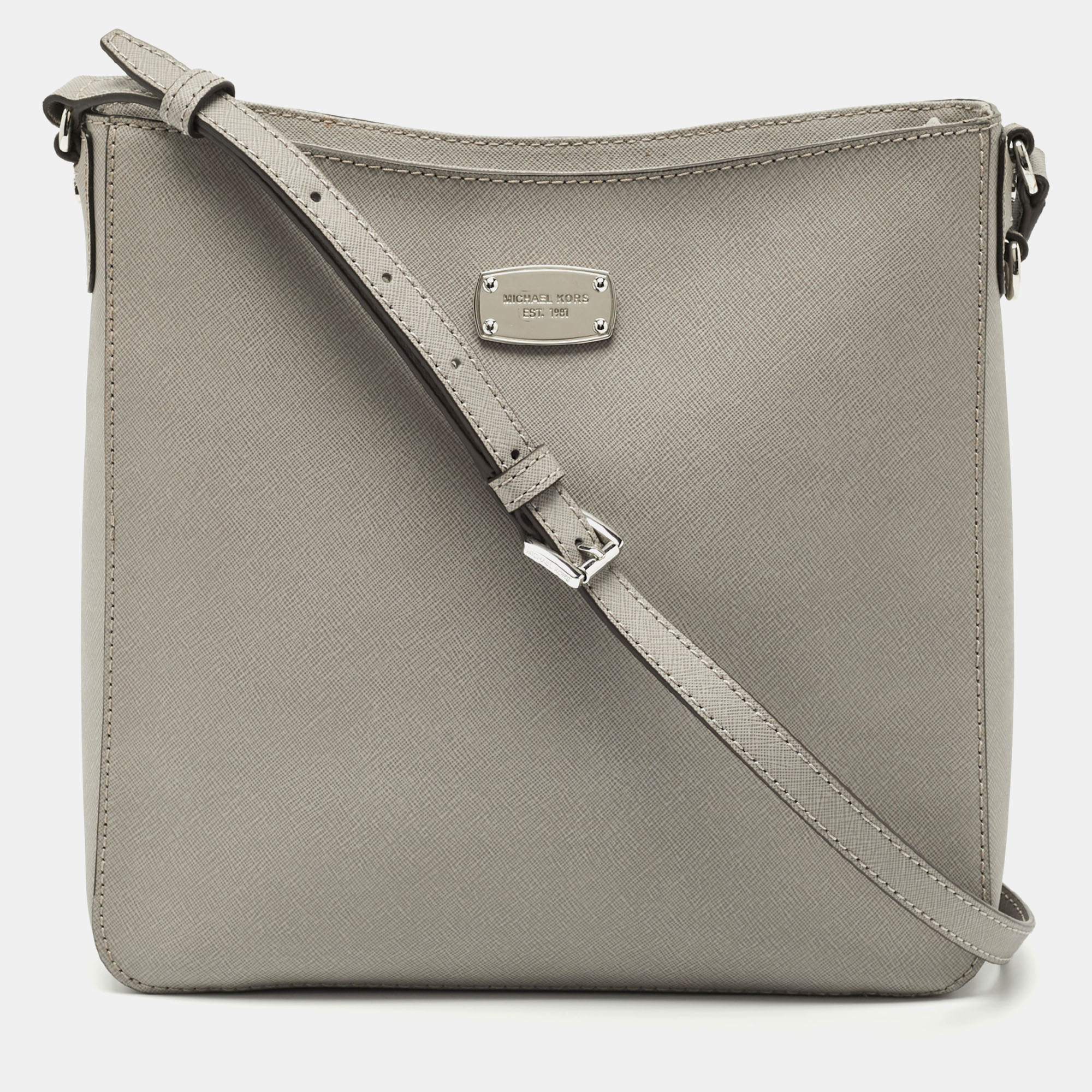

Michael Kors Grey Leather Large Jet Set Travel Messenger Bag