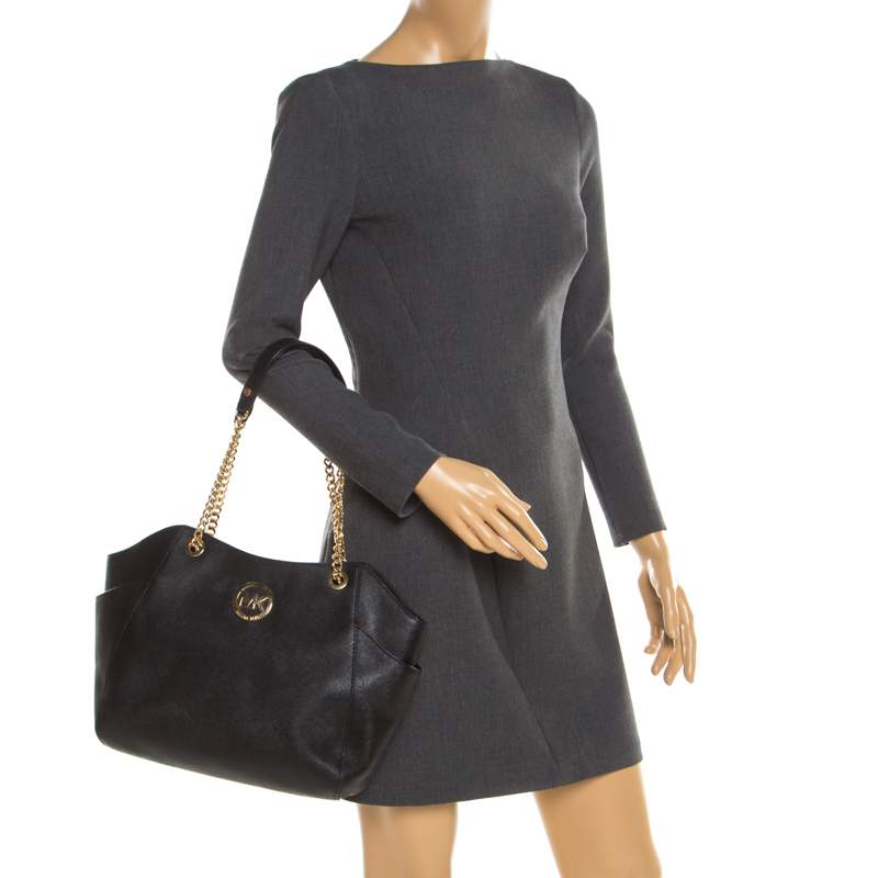 

Michael Michael Kors Black Leather Jet Set Travel Chain Shoulder Bag
