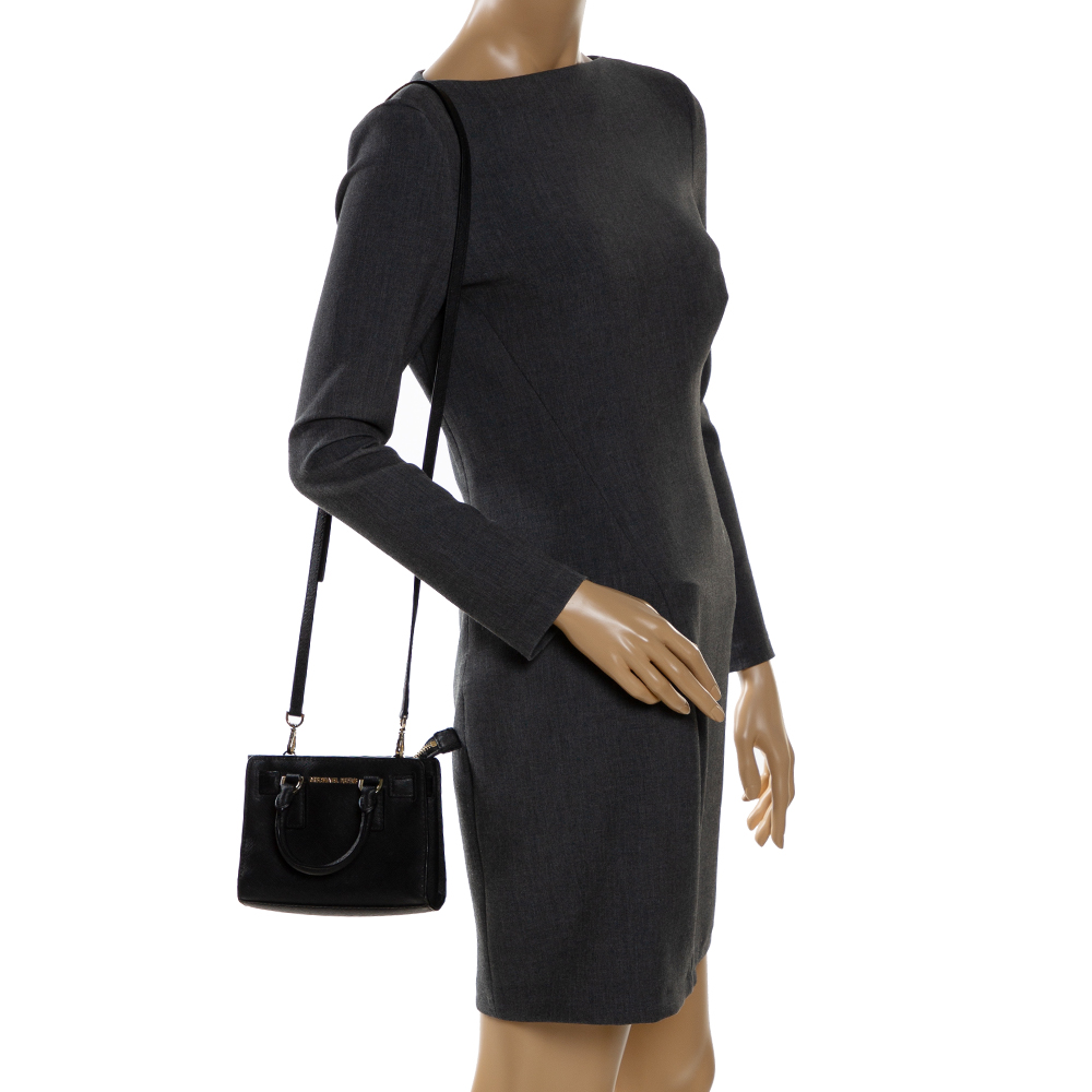 

MICHAEL Michael Kors Black Leather Mini Dillon Crossbody Bag