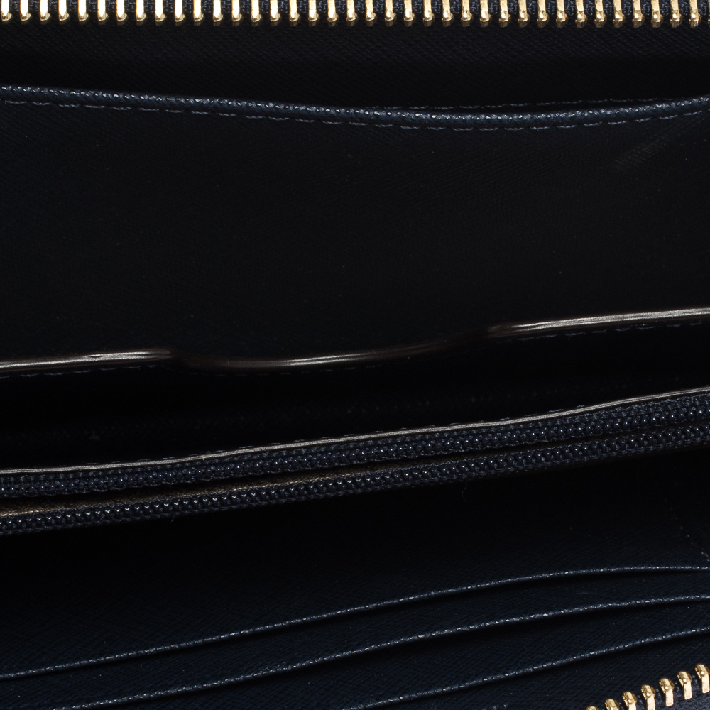

Michael Kors Blue Leather Zip Around Wristlet Wallet