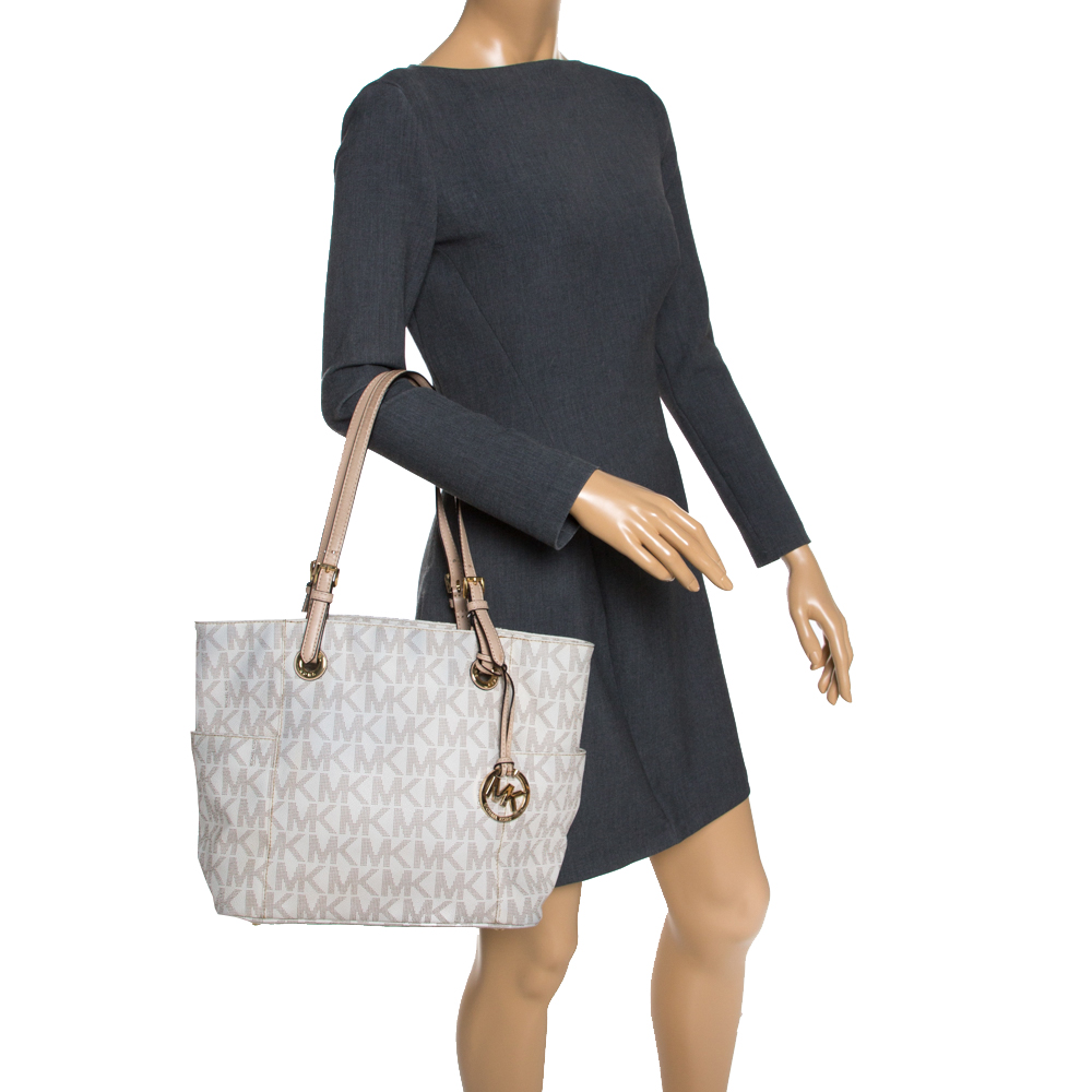 

MICHAEL Michael Kors Off White/Beige Signature Coated Canvas and Leather Jet Set East West Tote