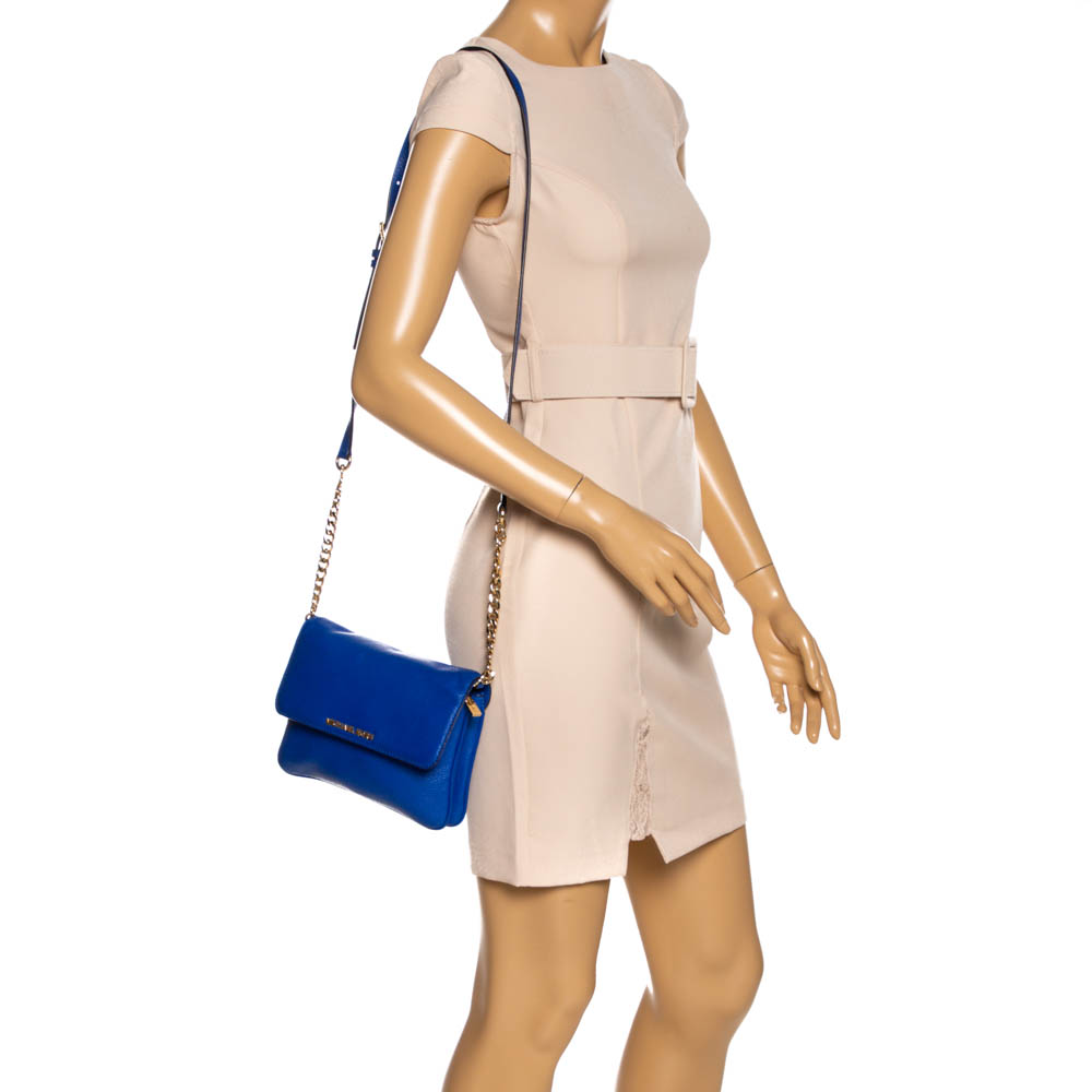 

Michael Kors Blue Leather Jet Set Flap Crossbody Bag