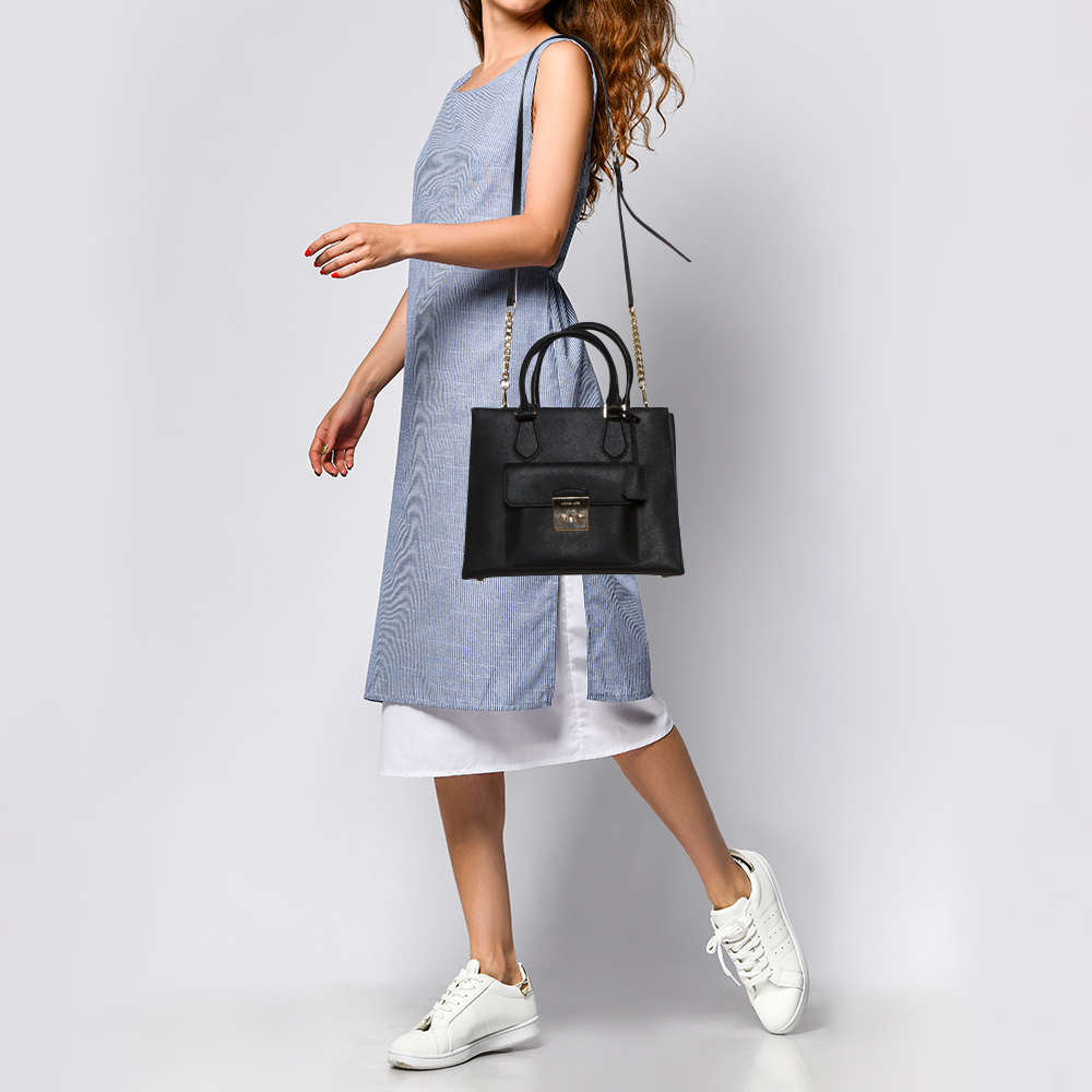 

Michael Kors Black Leather Front Pocket Tote