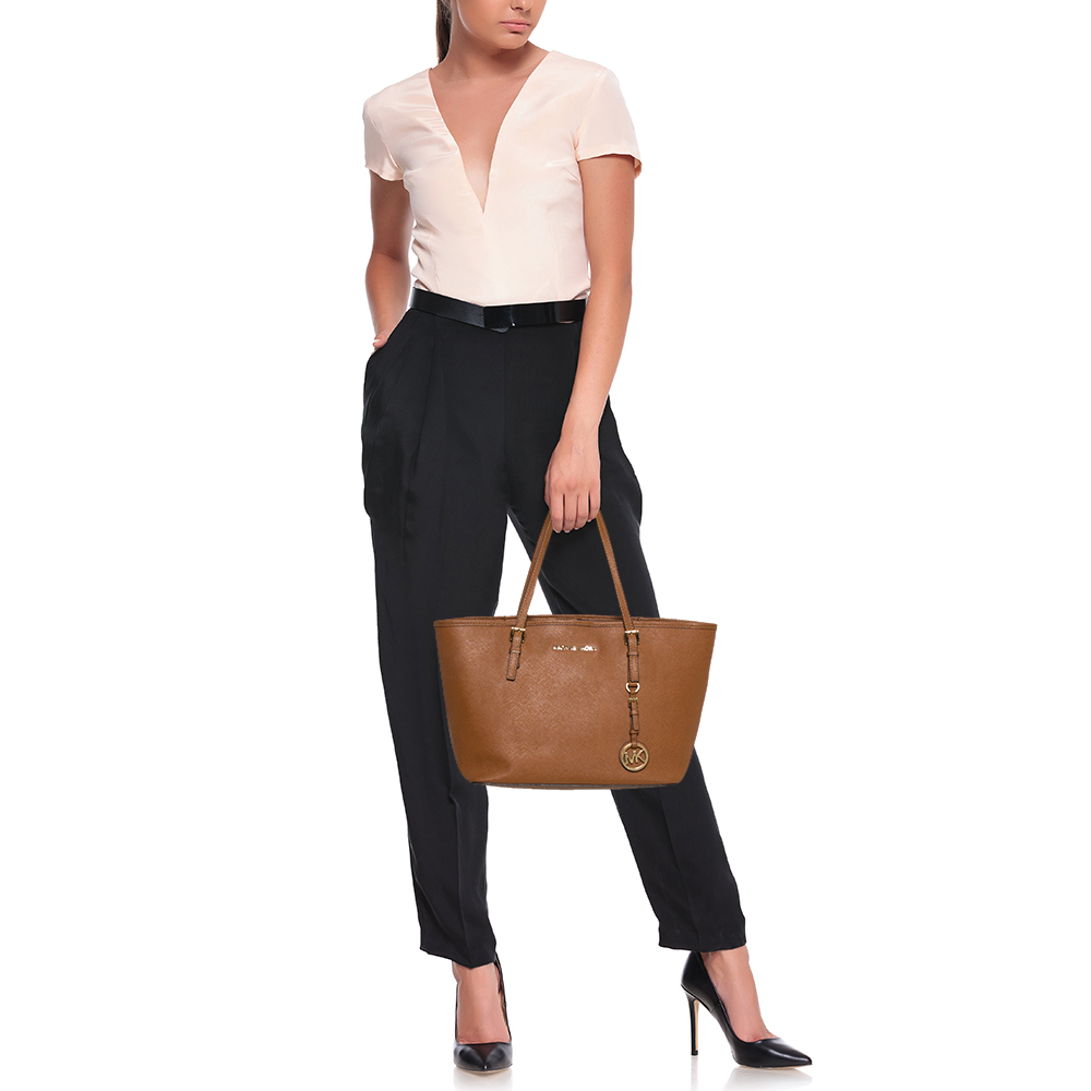

Michael Kors Brown Leather Jet Set Tote