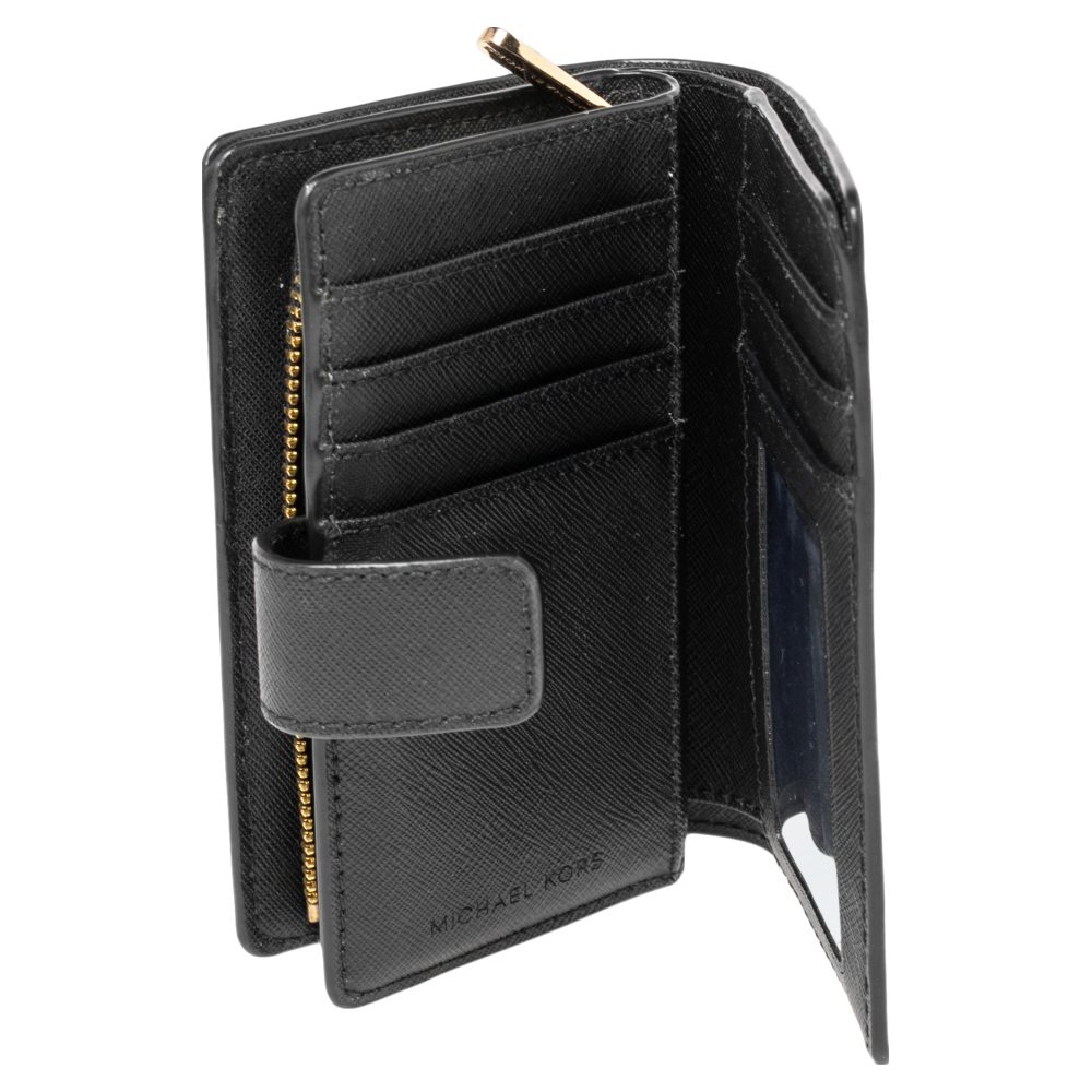 

Michael Kors Black Leather Jet Set Travel Wallet