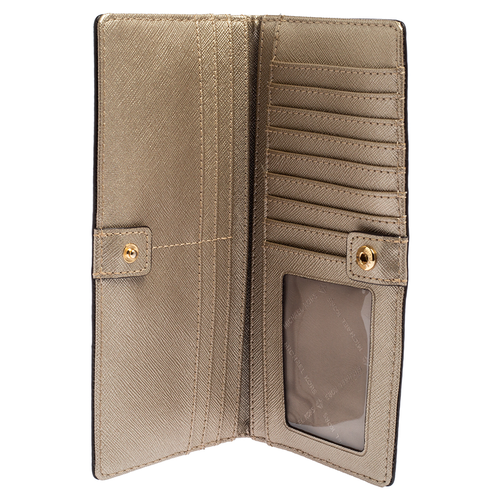 

Michael Kors Gold Leather Jet Set Travel Bifold Wallet