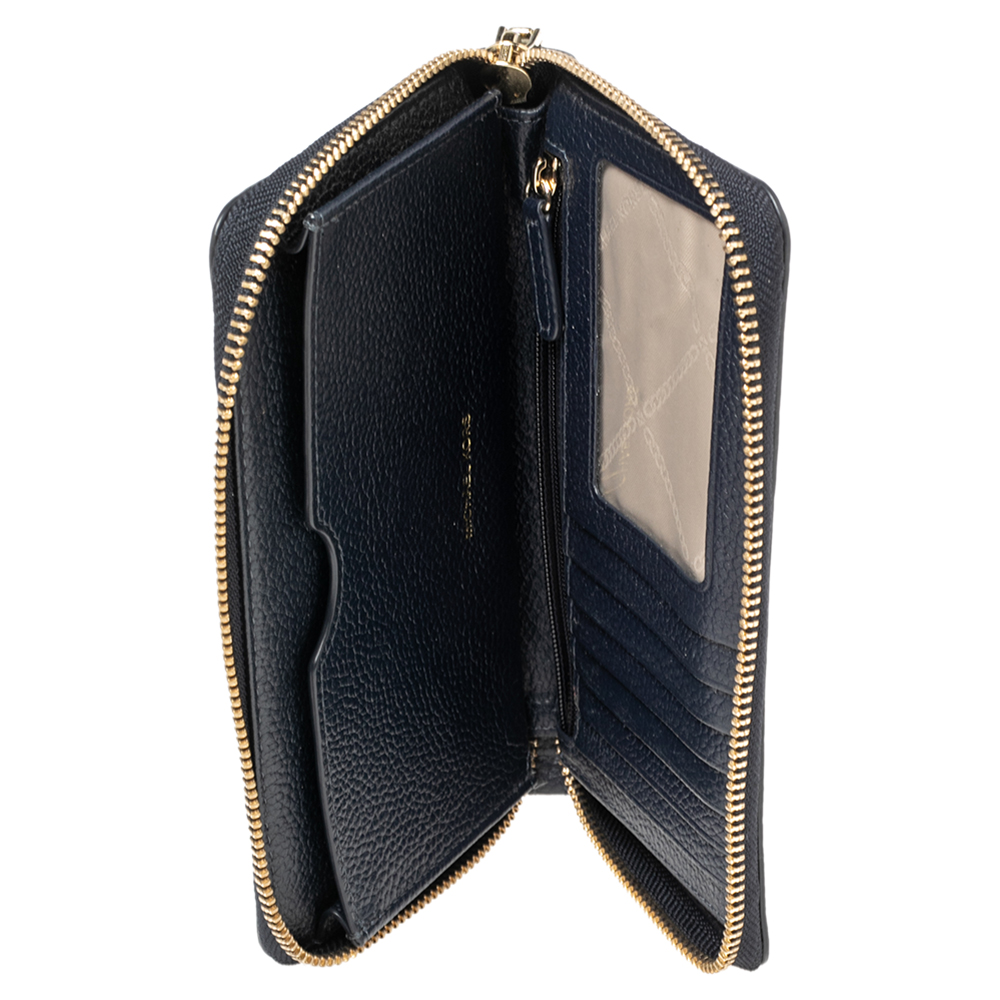 

Michael Kors Blue/White Leather Zip Around Wallet