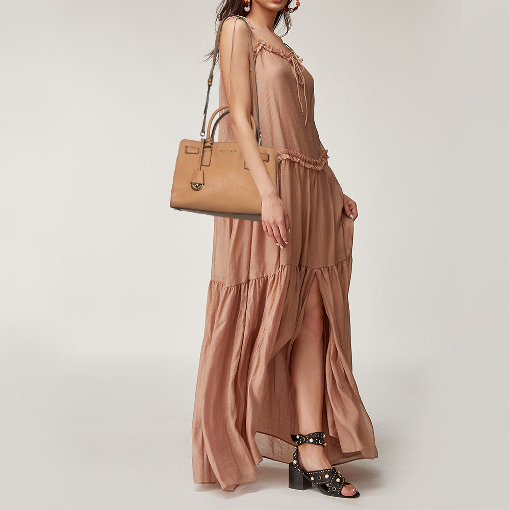 

MICHAEL Michael Kors Beige Saffiano Leather Dillon Tote