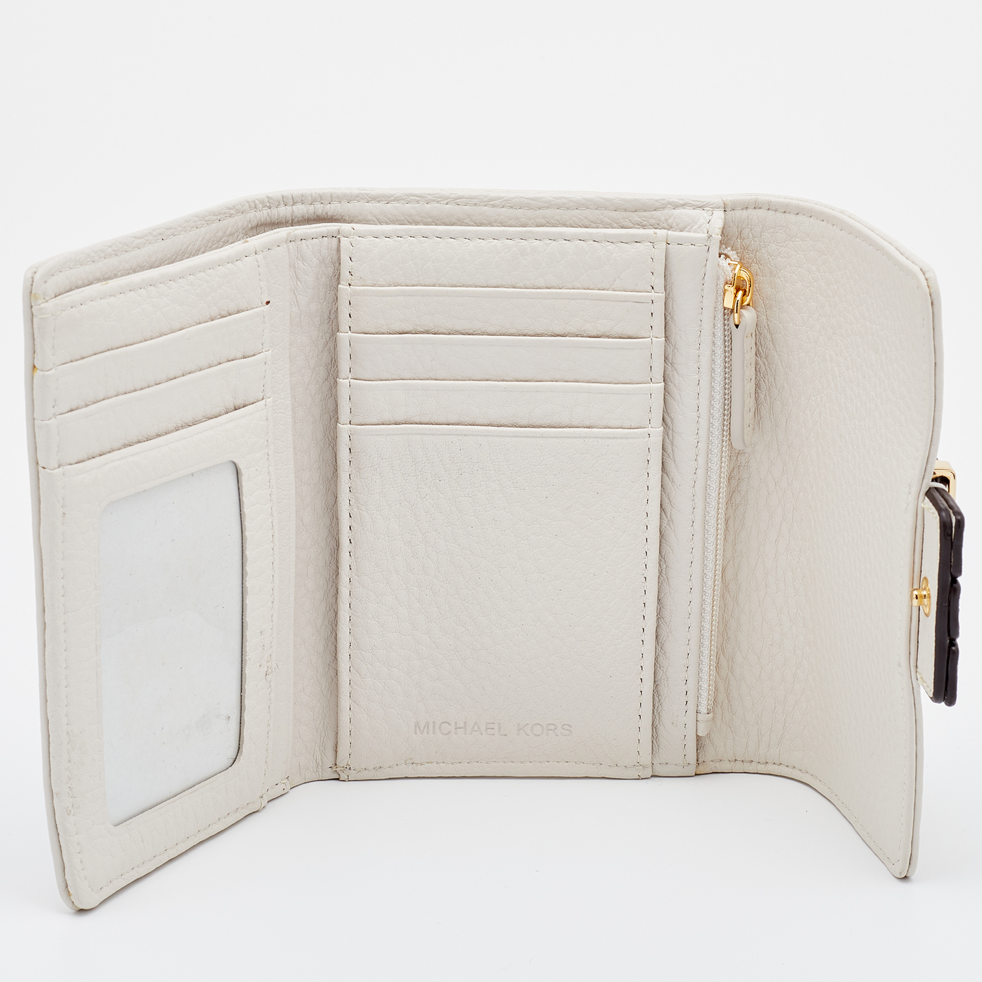 

Michael Kors White Leather Gansevoort Compact Wallet